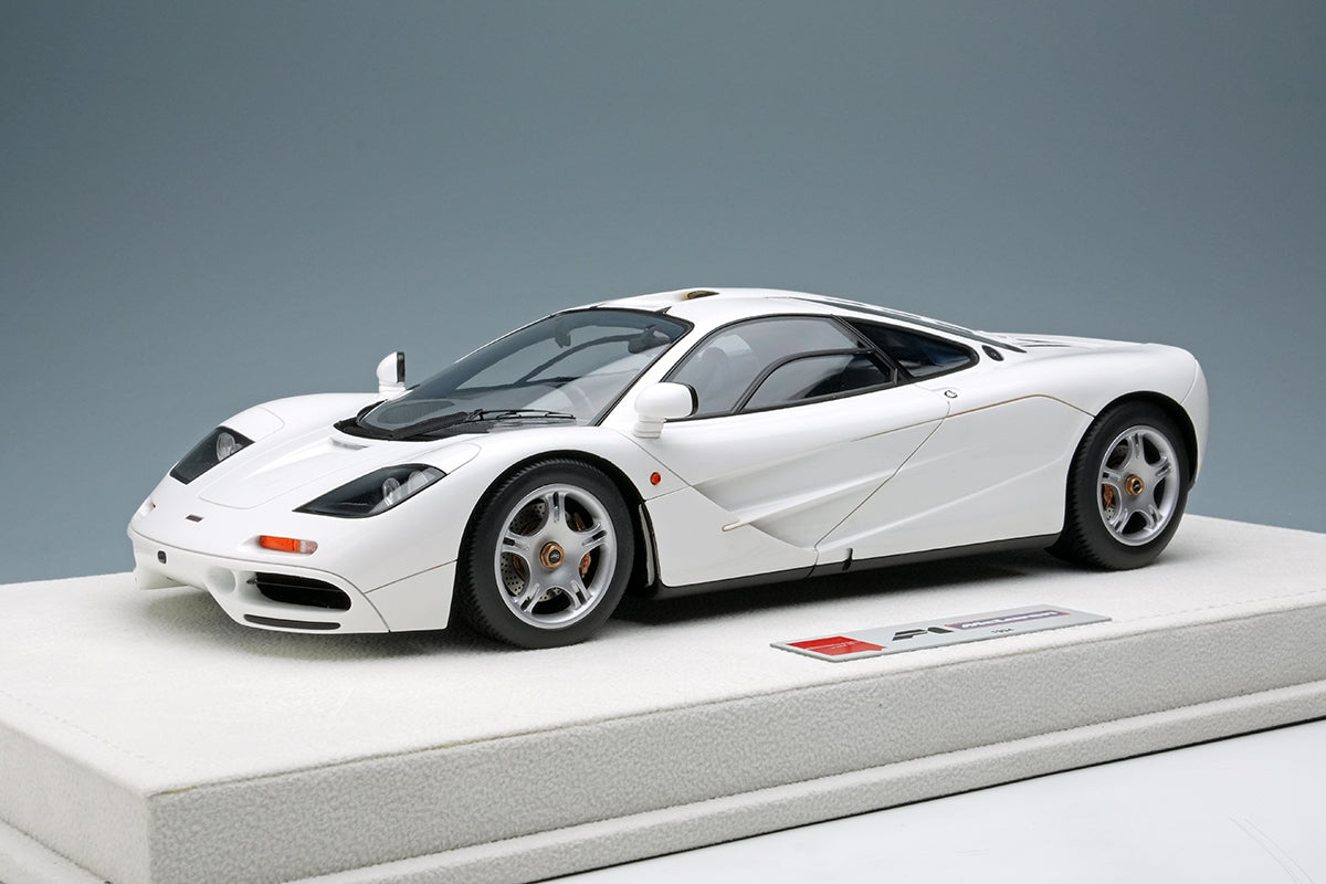 PREORDER Make Up Co., Ltd Eidolon 1:18 Scale McLaren F1 Road Car 1994 White Diecast Model - Perfect for Collectors, Display & Racing Enthusiasts