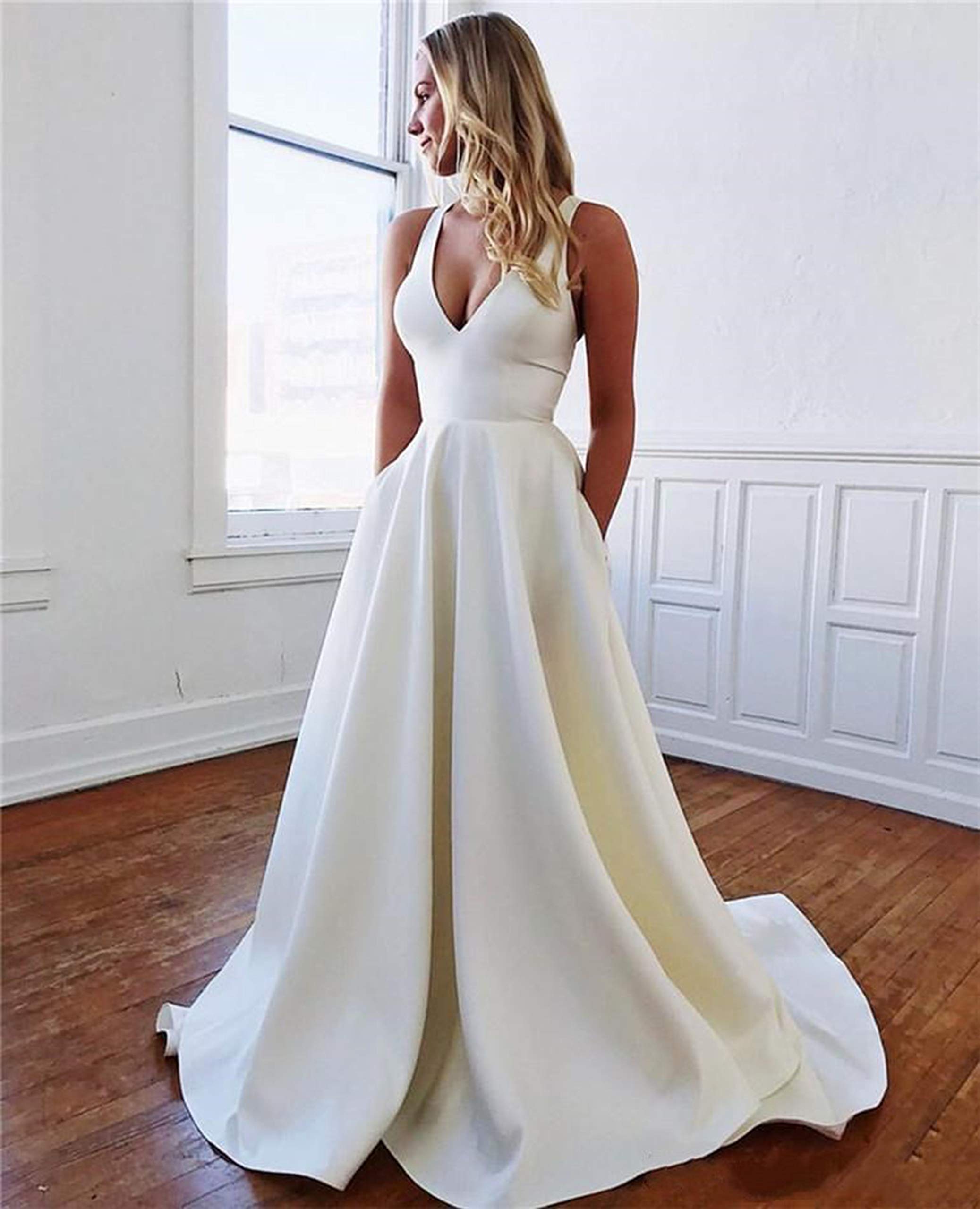 Honeydress Women's Elegant Spaghetti Strap Open Back Prom Dress - Satin V-Neck Evening Gown with Bow for Formal Party, Wedding, Homecoming (Ivory)