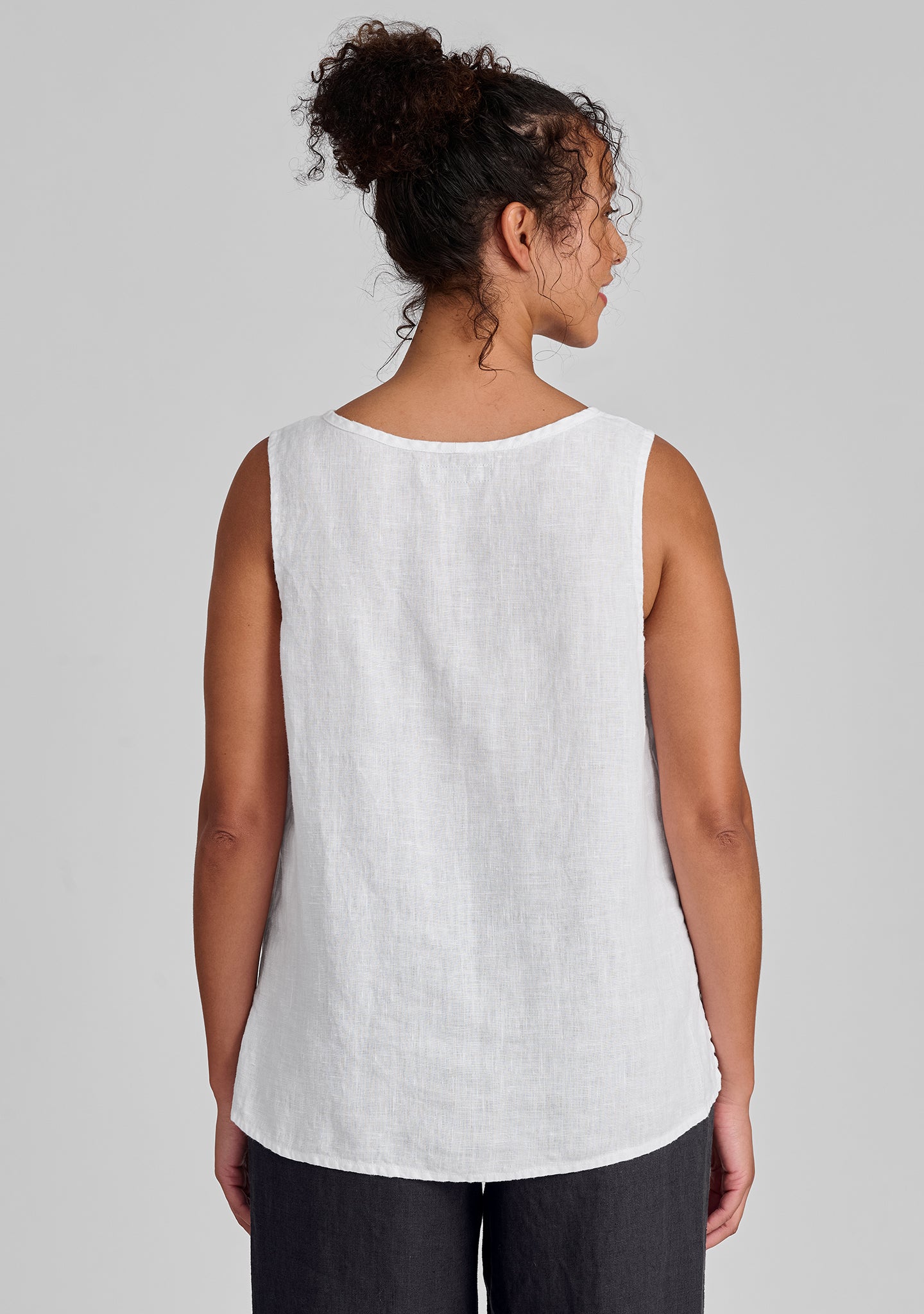 Premium Linen Tank Top for Women - Breathable & Comfortable Summer Essential - Perfect for Casual Wear, Beach Outfits & Layering