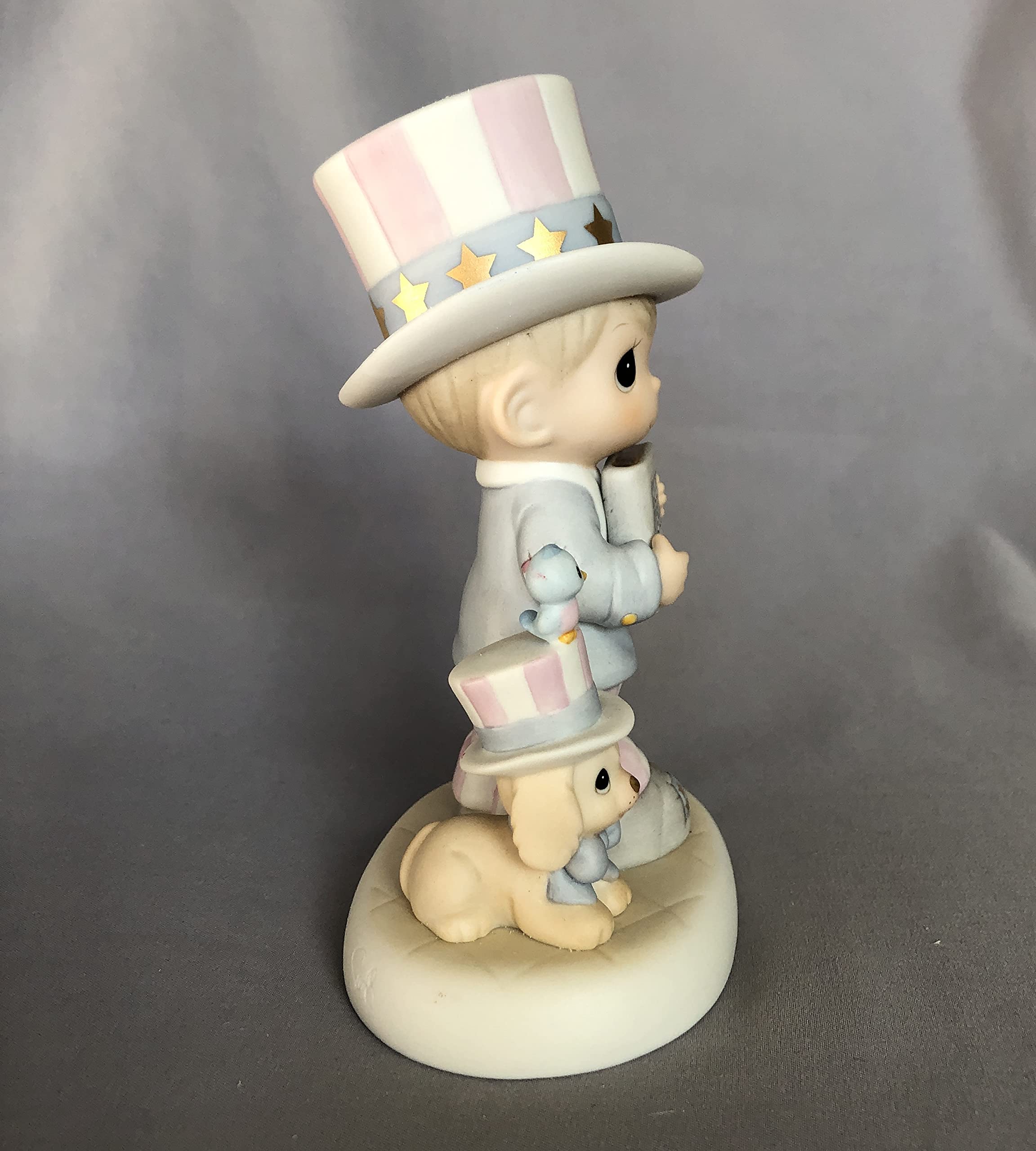 Precious Moments God Bless America Collectible Figurine - Patriotic Home Decor, Gift for Holidays & Special Occasions