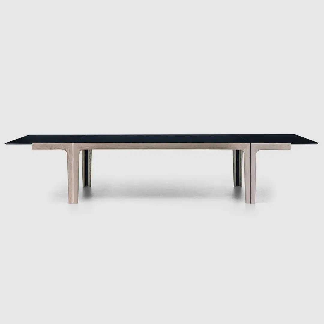 Bross Extendable Dining Table - Expandable Wooden Table for Small Spaces | Perfect for Family Gatherings & Dinner Parties