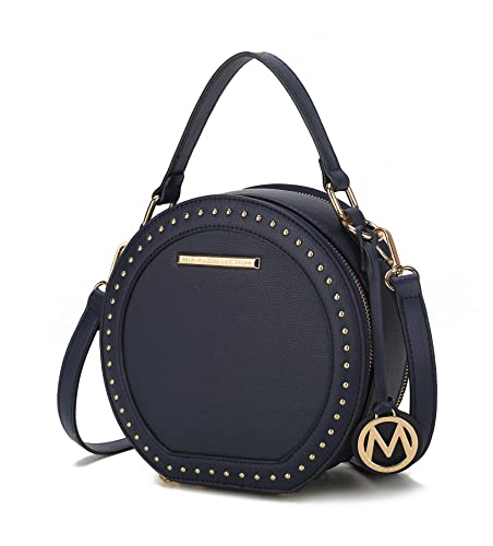 Lydie Navy