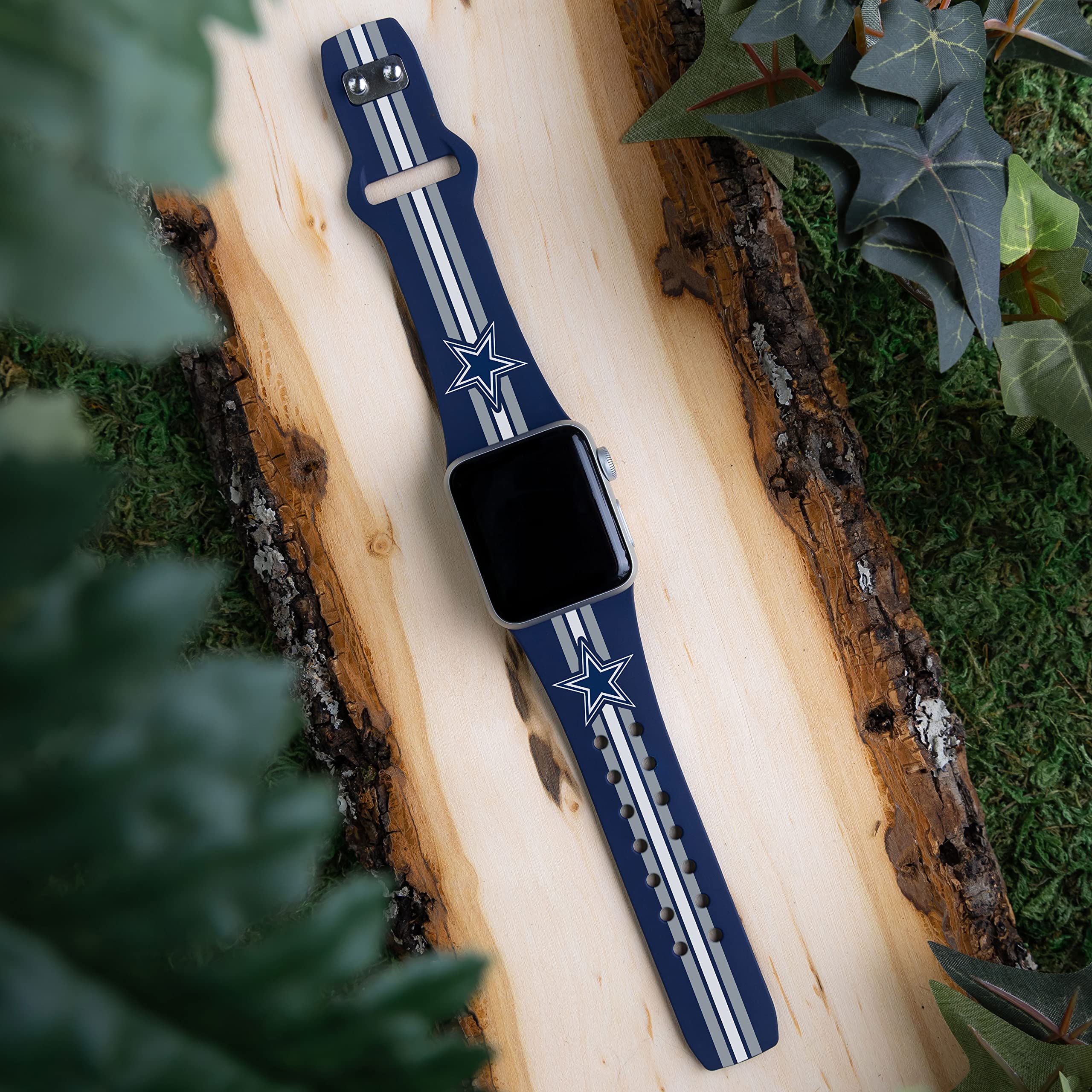 Dallas Cowboys Apple Watch Band - HD Game Time Sports Strap Compatible with All Apple Watch Models - Perfect for NFL Fans, Game Day & Casual Wear
