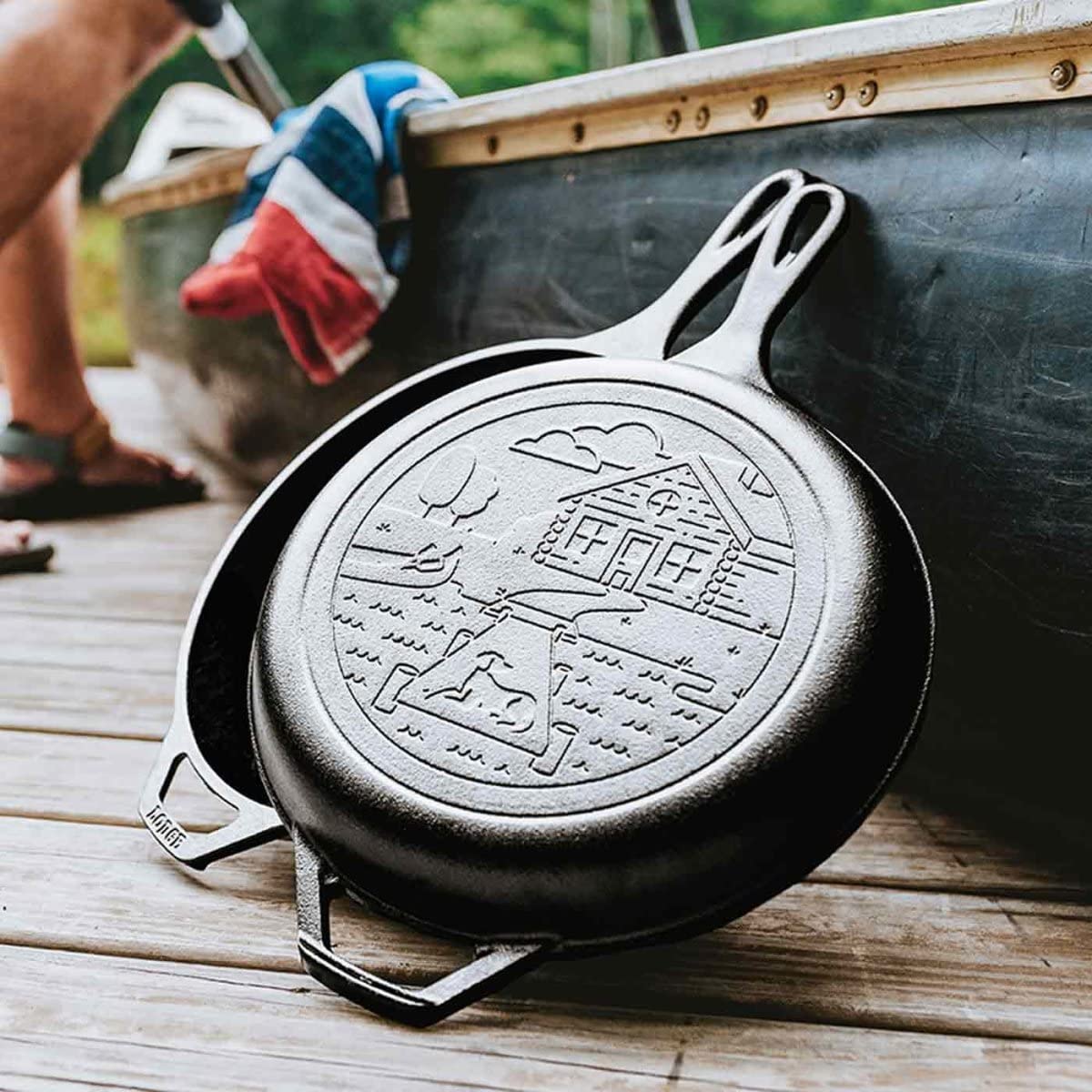 Lodge Cast Iron Wanderlust Series Cabin Combo Cooker - 3.2 Quart Dutch Oven with Lid - Perfect for Camping, Outdoor Cooking & Rustic Kitchen Meals