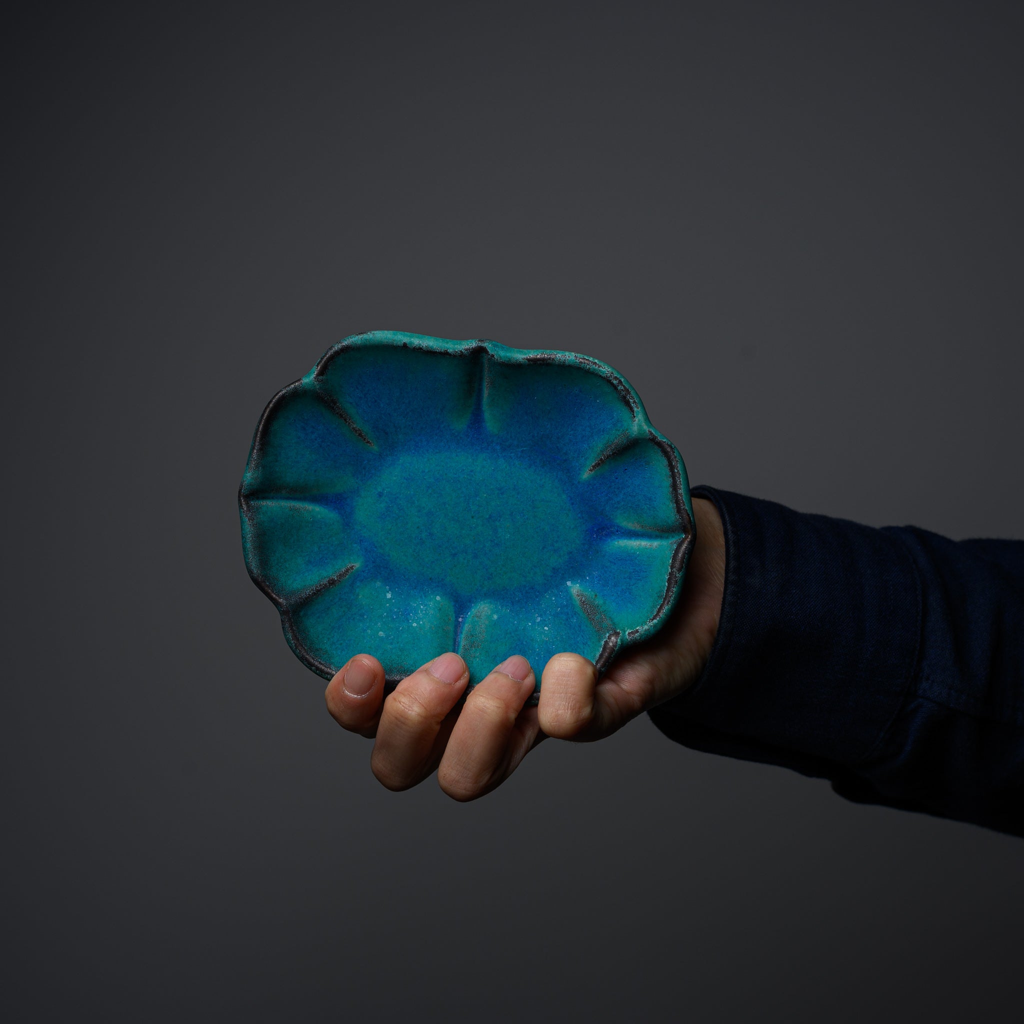 Wakasama Kiln Shabby Turquoise Small Lotus Plate - Handmade Ceramic Dish for Home Decor, Tea Ceremony & Gift Giving