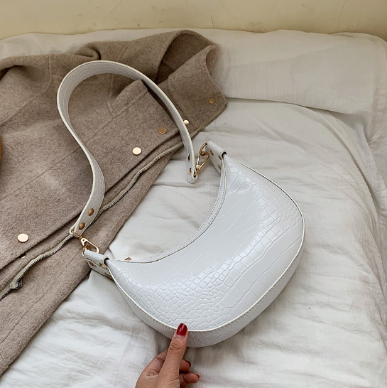 Vintage Leather Crossbody Bags for Women - Stylish Retro Shoulder Purse for Everyday Use, Travel & Date Nights