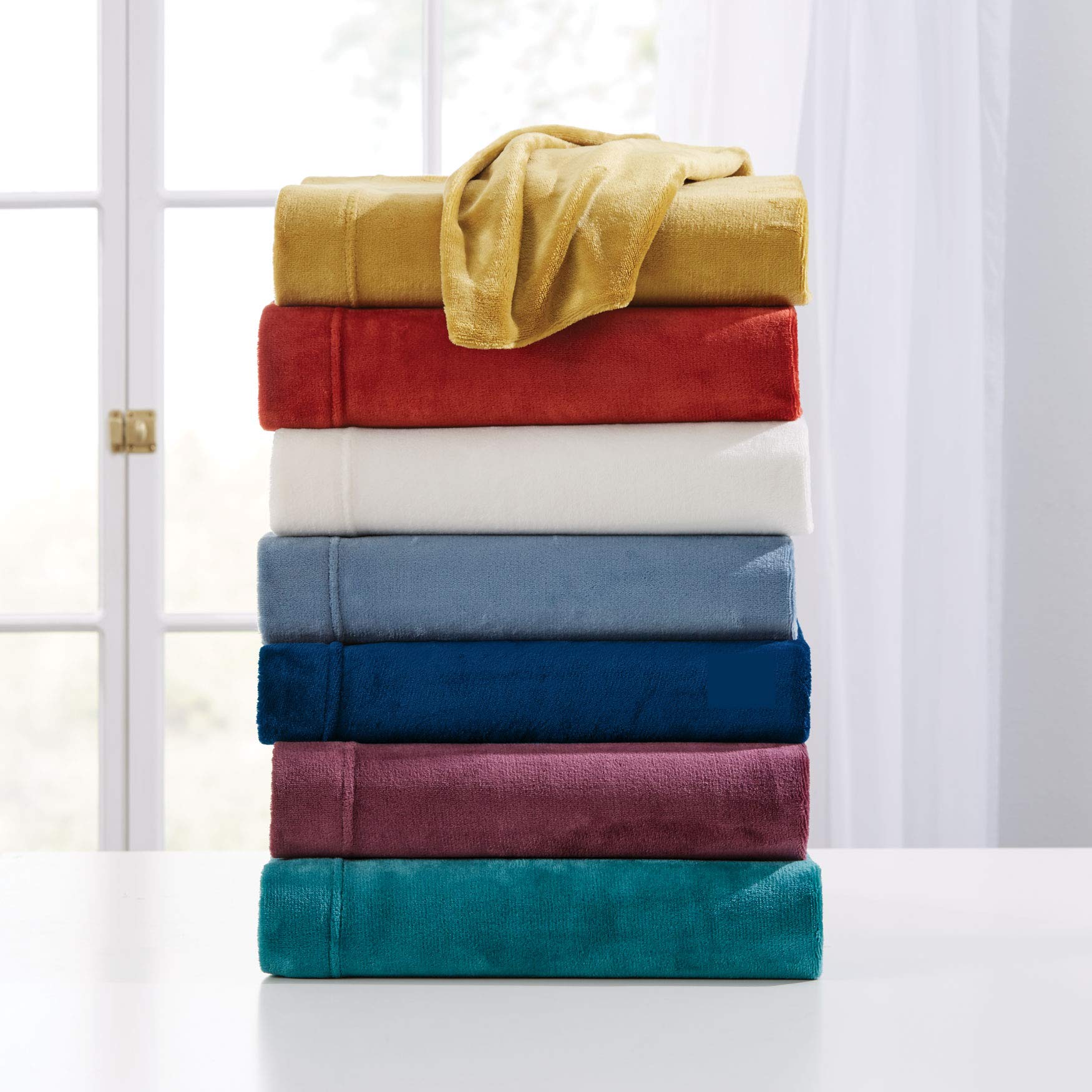 BrylaneHome BH Studio 4-Piece Microfleece Sheet Set - King Size, Sapphire Blue - Ultra Soft & Warm Bedding for Winter Comfort