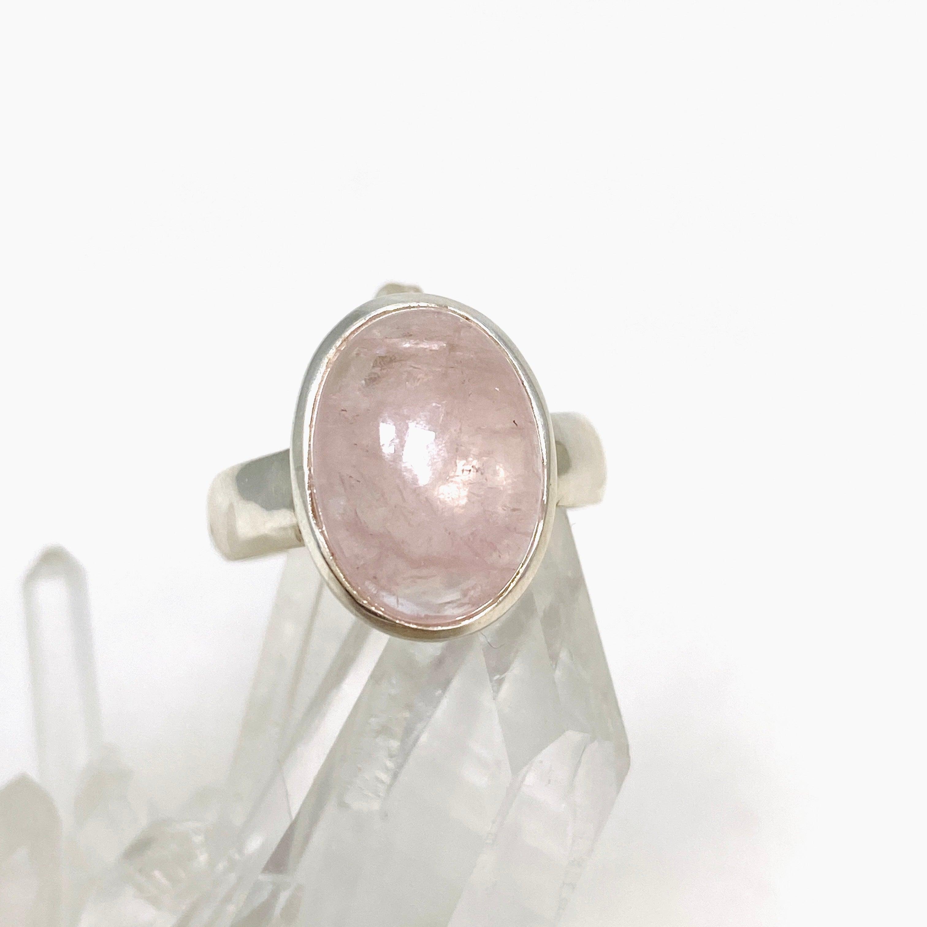 Morganite Oval Ring Size 7 - 14K Rose Gold Engagement Ring for Women, Dainty Stackable Wedding Band, Gift for Her - Perfect for Proposals, Anniversaries & Special Occasions