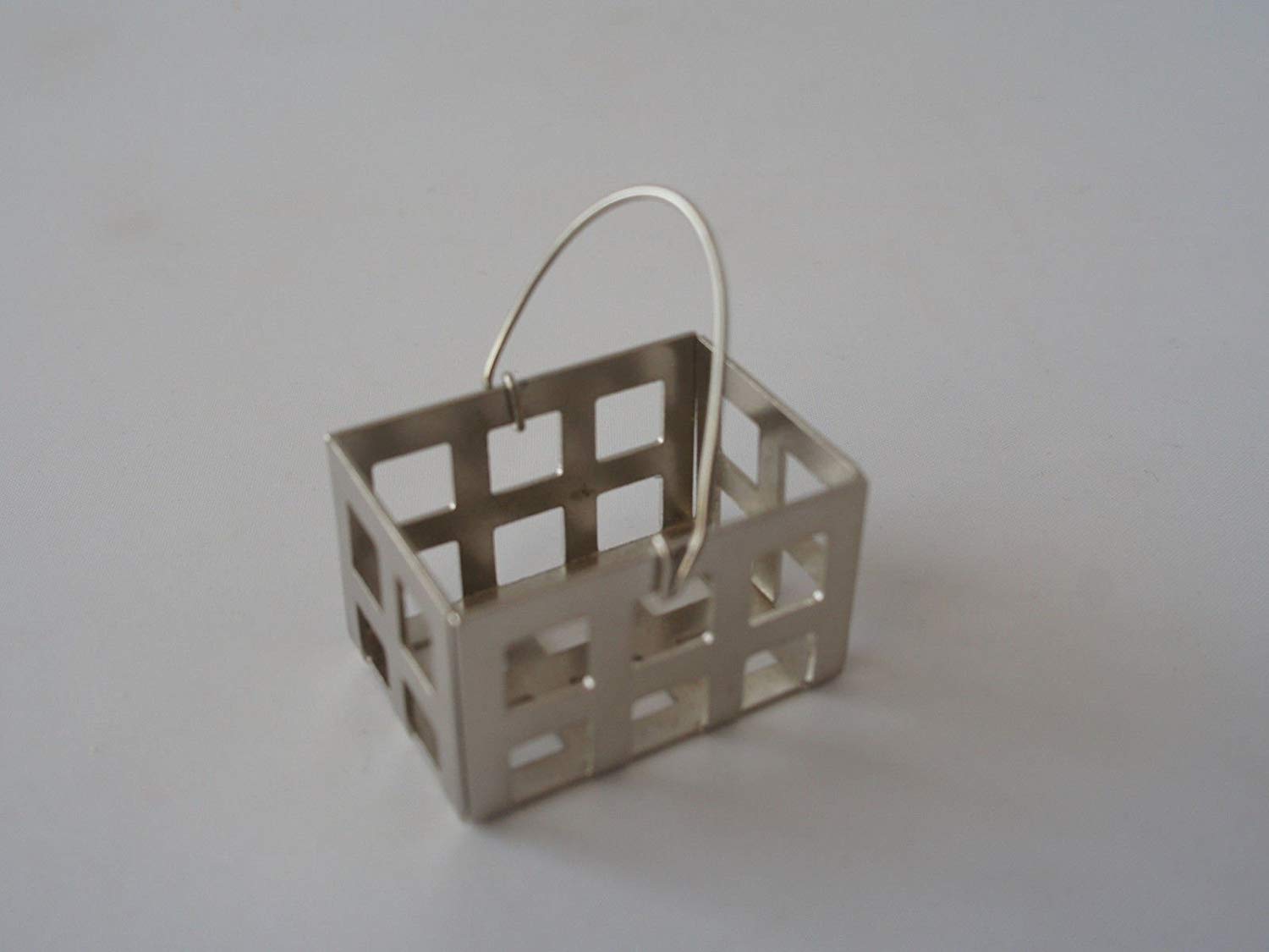1:12 Miniature Fairy Hobbit Home Grocery Basket - for Dollhouse Decor