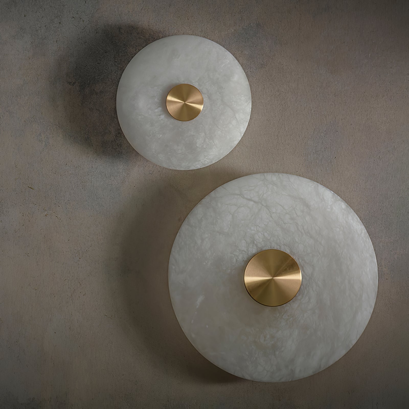 Modern Disc Shaped Alabaster Wall Light - Elegant White Stone Sconce for Bedroom, Living Room & Hallway Lighting