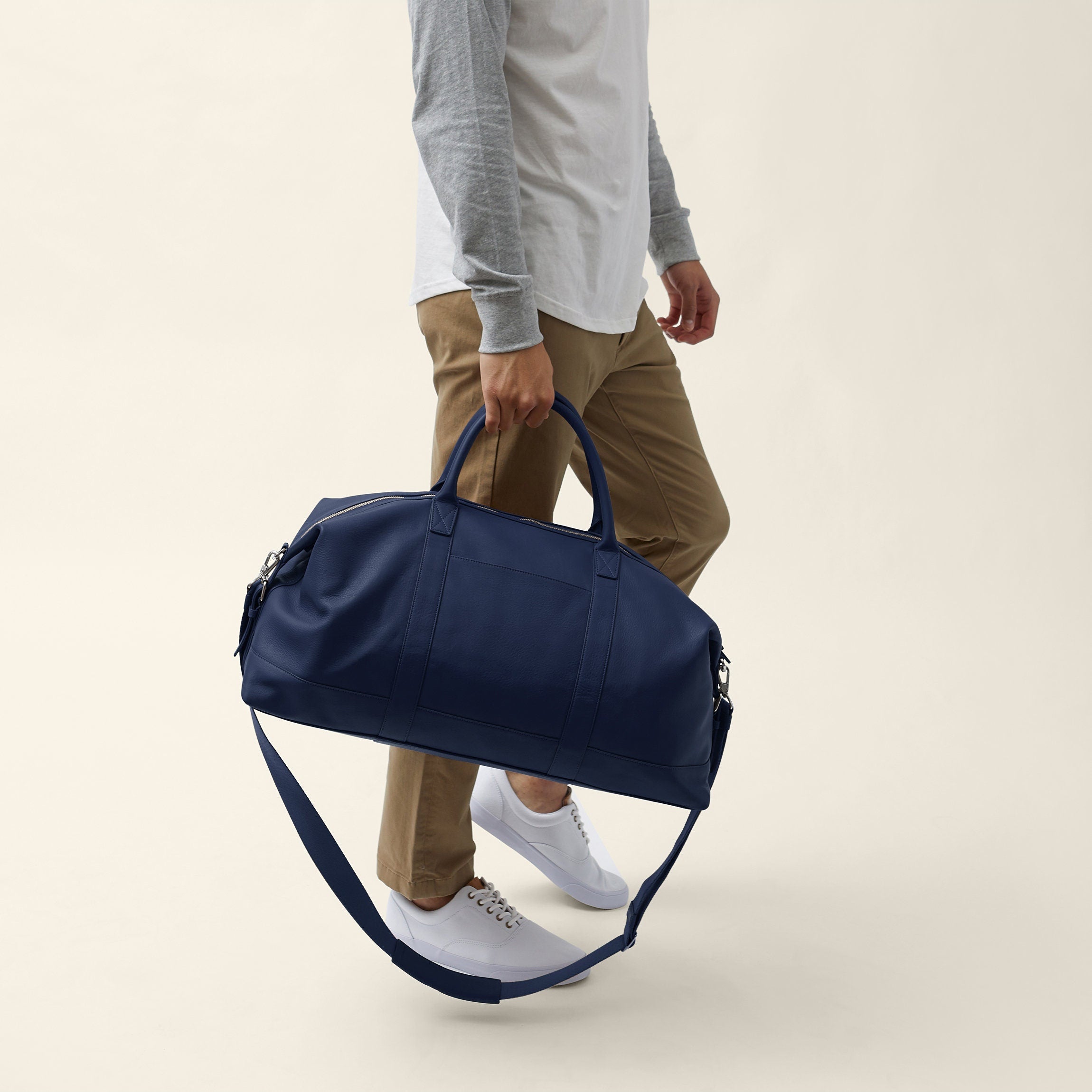 Kessler Medium Duffle Bag - Waterproof Travel Duffel for Gym, Sports & Weekend Getaways - Navy Blue Carry-On Luggage for Men & Women