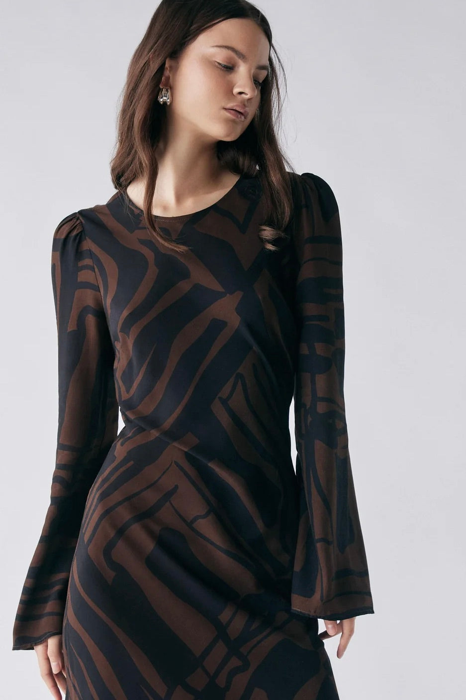 District Chocolate Print Long Sleeve Maxi Dress - Elegant Floral Pattern Women's Casual Dress for Fall, Date Night & Special Occasions