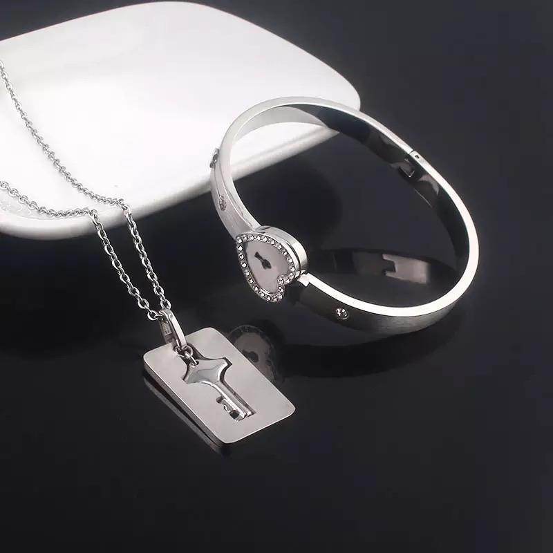 Bean Love Lock - Heart-Shaped Couple Key Lock for Love Notes & Gifts | Perfect for Valentine's Day, Anniversaries & Romantic Surprises