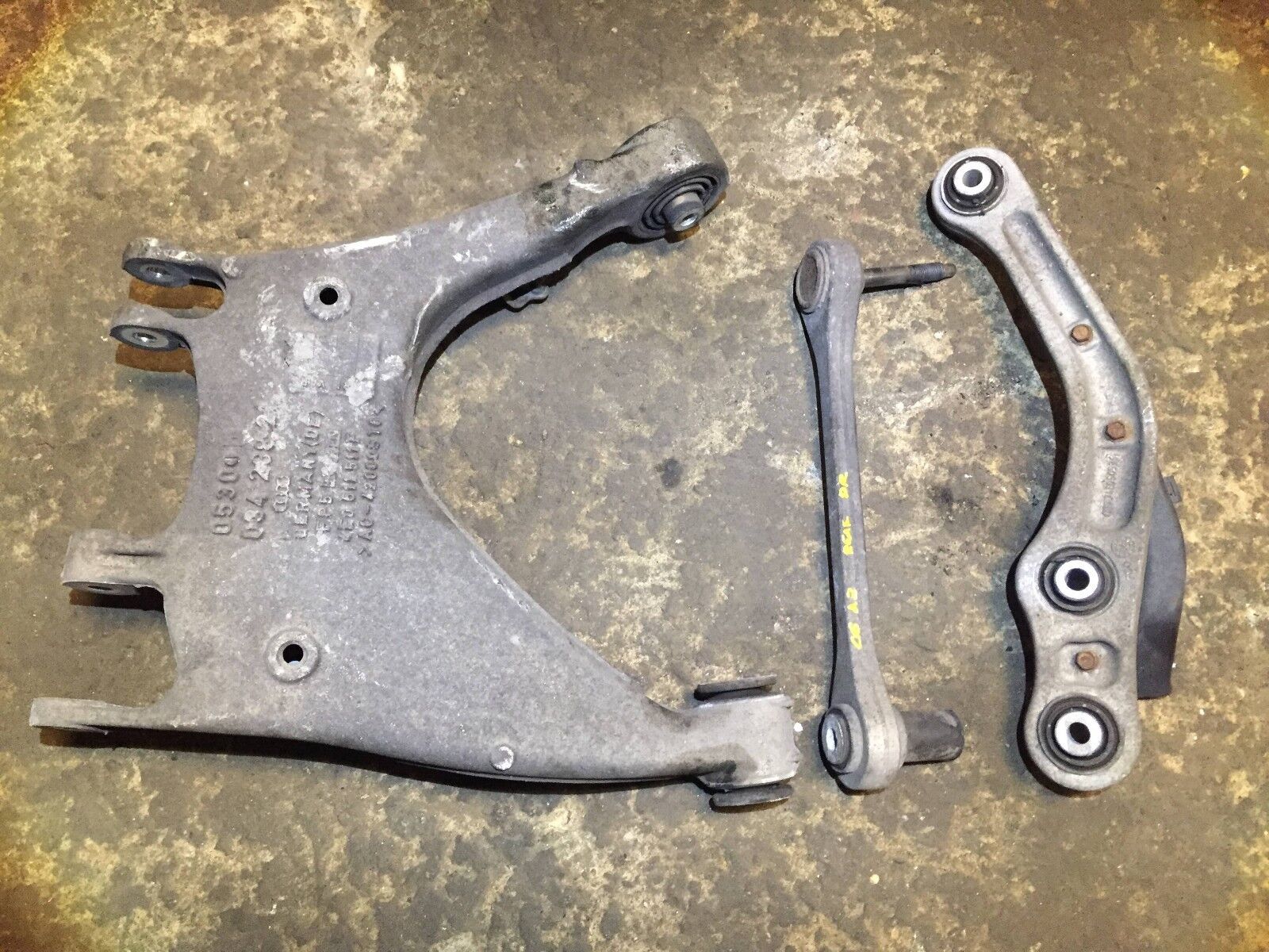 2004-2008 Audi A8 S8 Rear Left Driver Side Lower Control Arm - OEM Replacement - 3-Piece Set - Perfect for Suspension Repair & Performance Upgrade