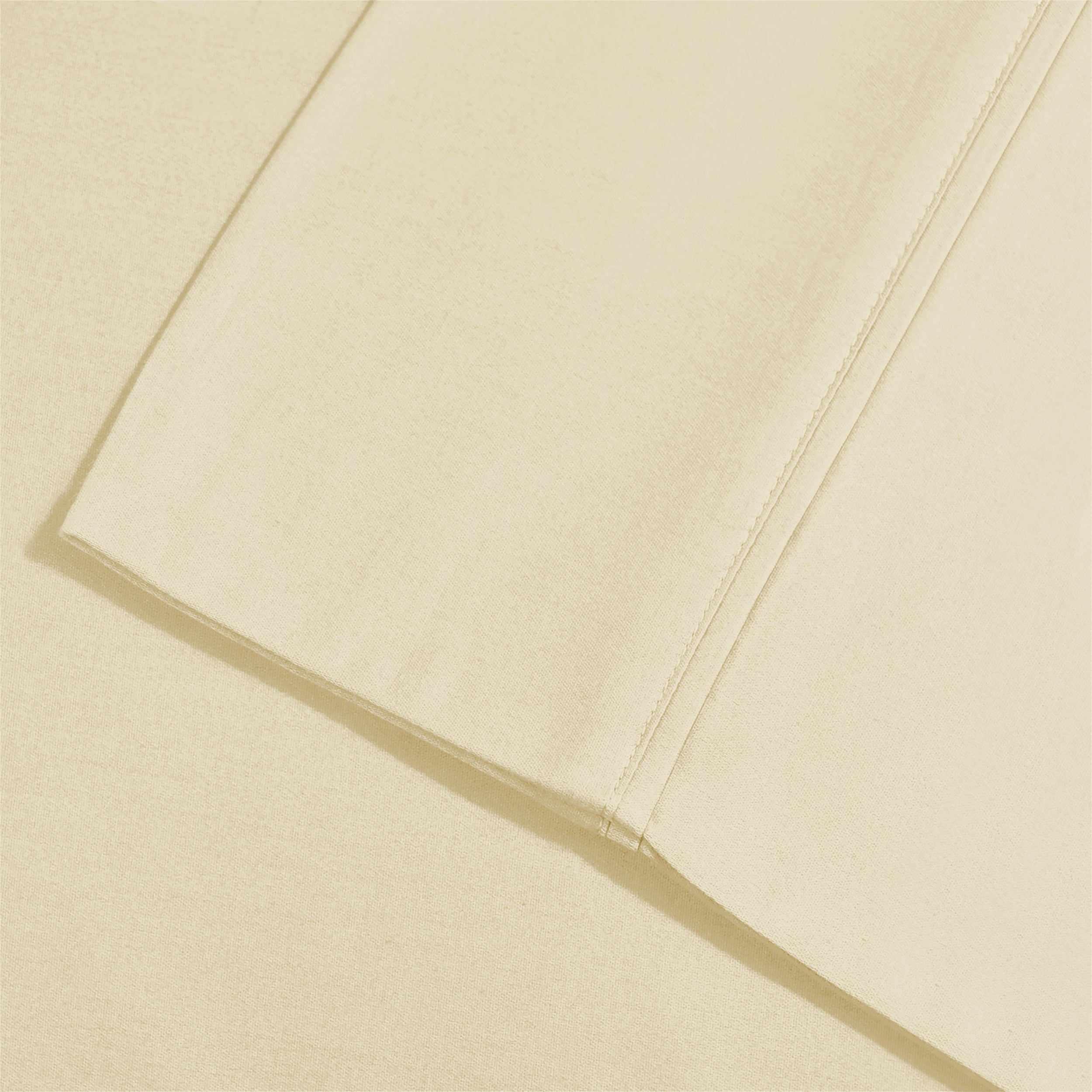 2-Piece Microfiber Wrinkle Resistant Pillowcase Set - Soft & Breathable Bedding for Side Sleepers & Hot Sleepers - Perfect for Home, Hotel, and Travel Use