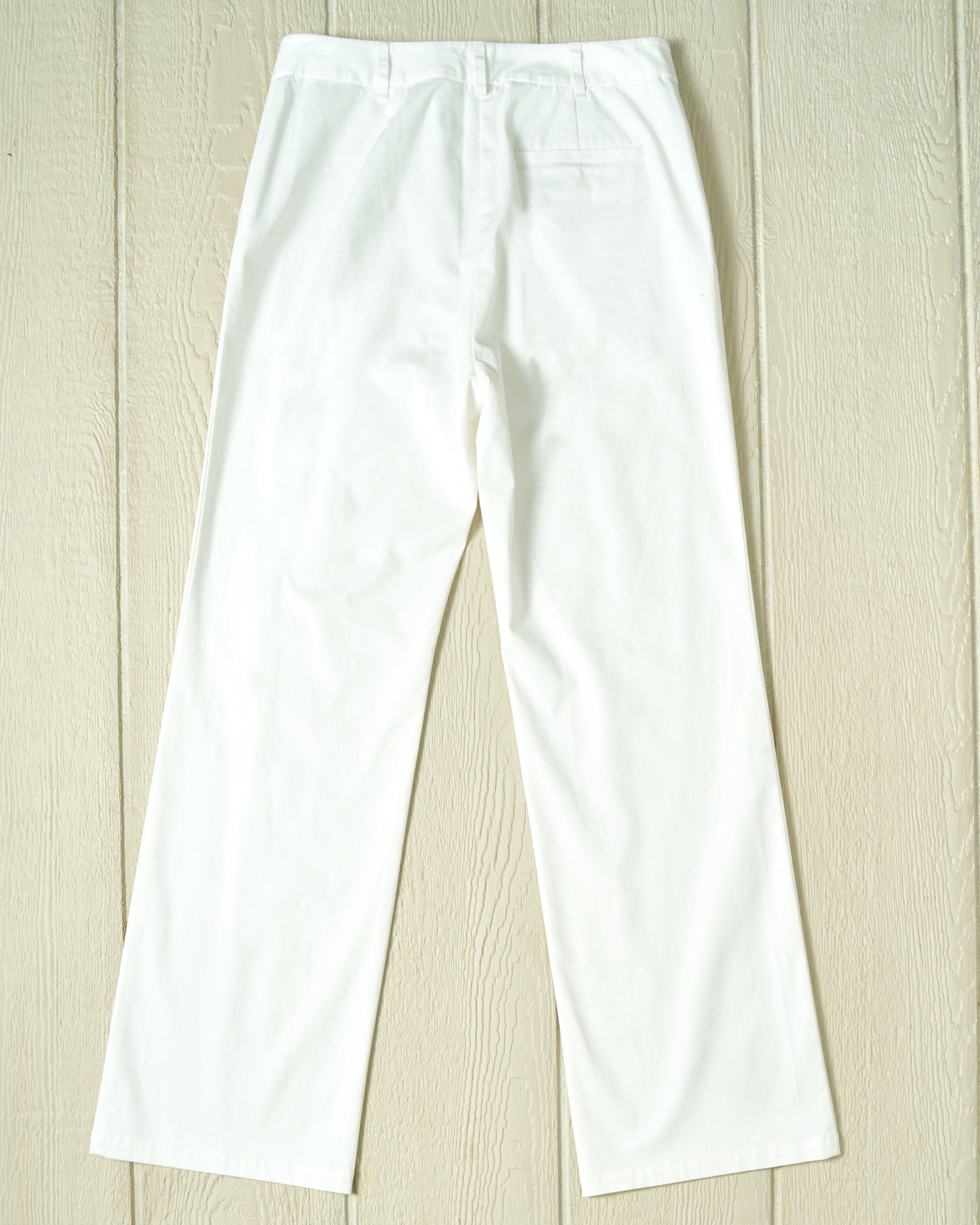 Stylish White Women's Trousers - Comfortable & Fashionable Pants for Office, Casual Wear & Travel