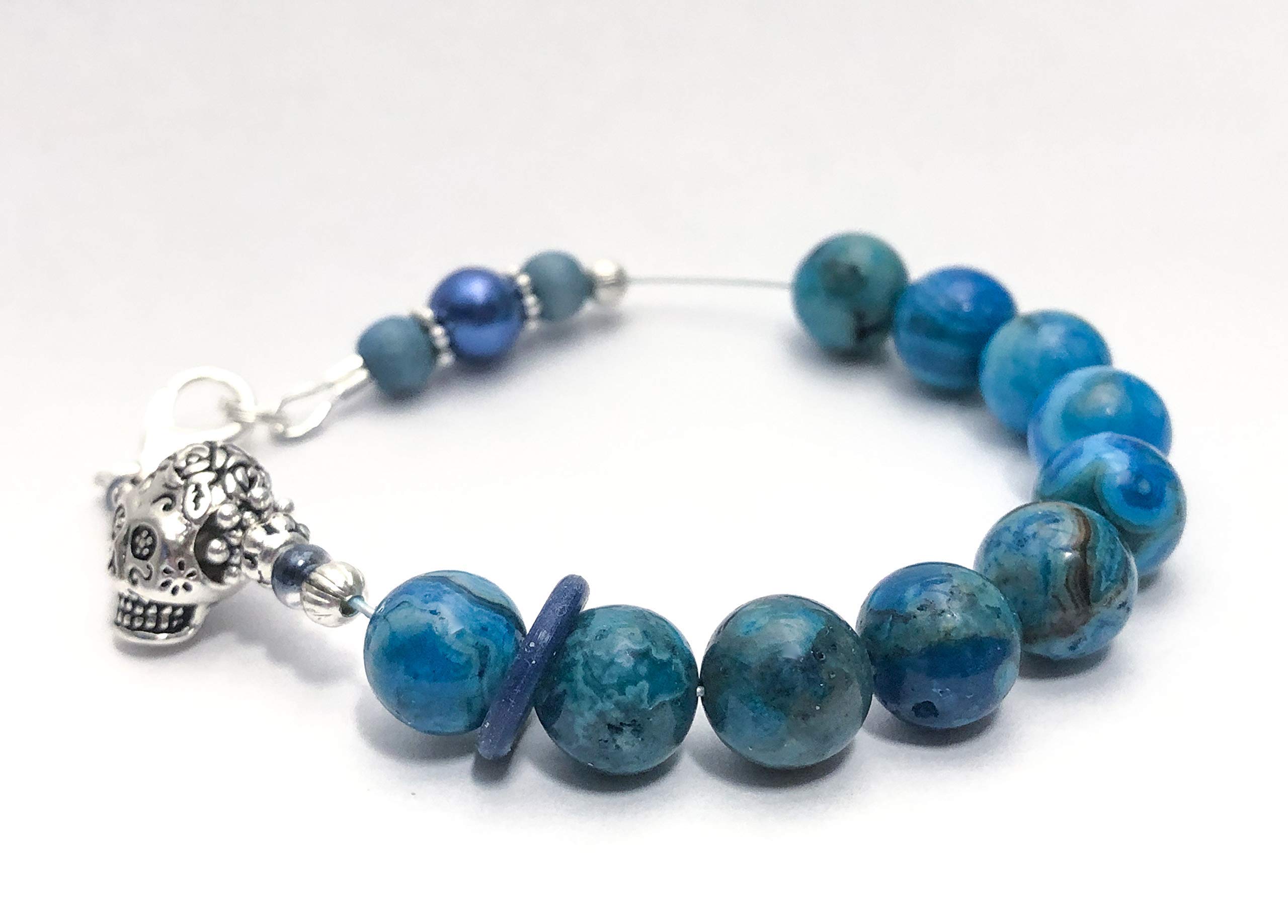 Skull Abacus Beaded Bracelet - Row Counter for Knitting & Crochet - Track Stitches & Rows - Perfect for Crafters & DIY Enthusiasts (Great for Yarn Projects, Handmade Gifts & Counting Progress)