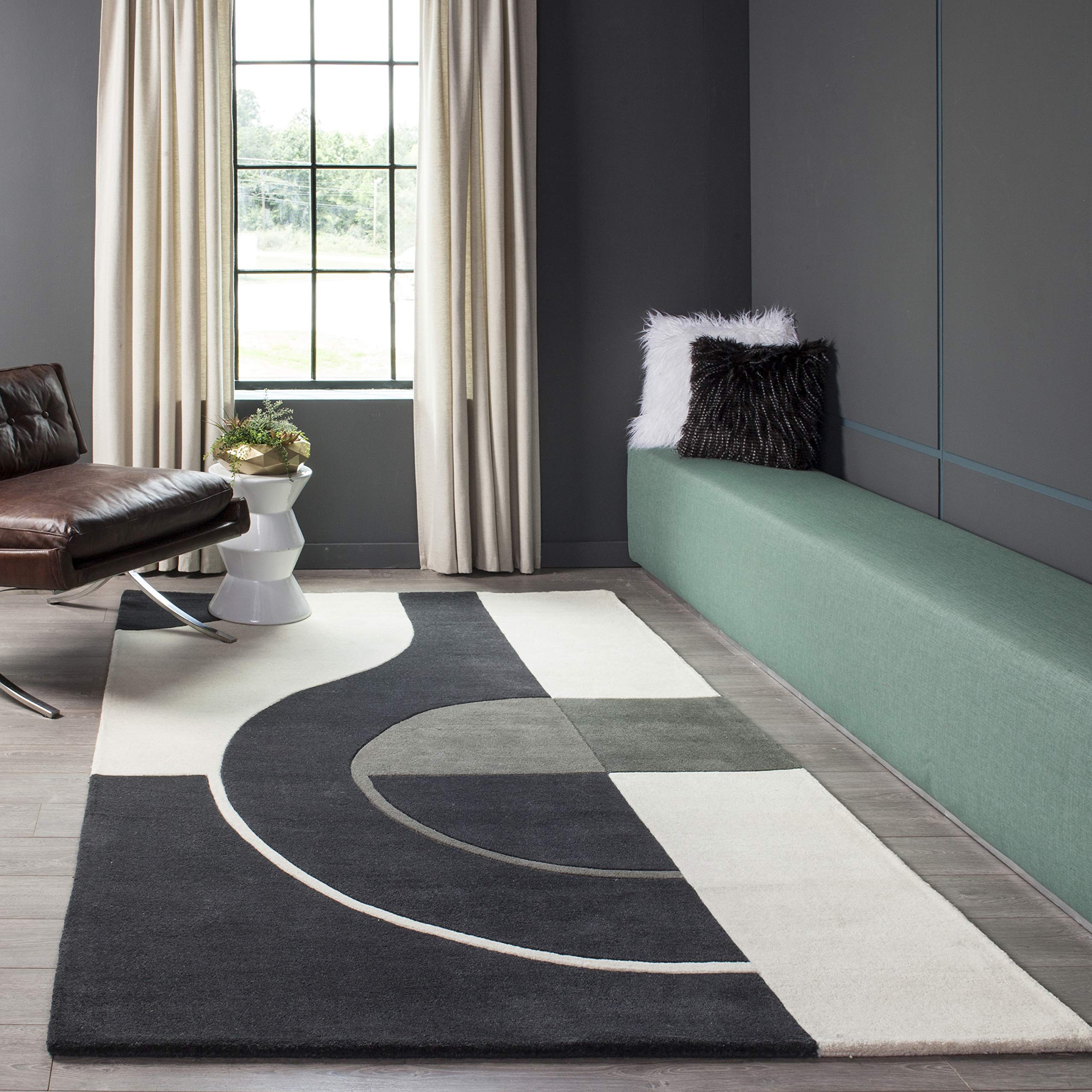 Momeni Delhi Collection 5' x 8' Charcoal Area Rug - Soft Modern Handmade Wool Rug for Living Room, Bedroom & Home Decor