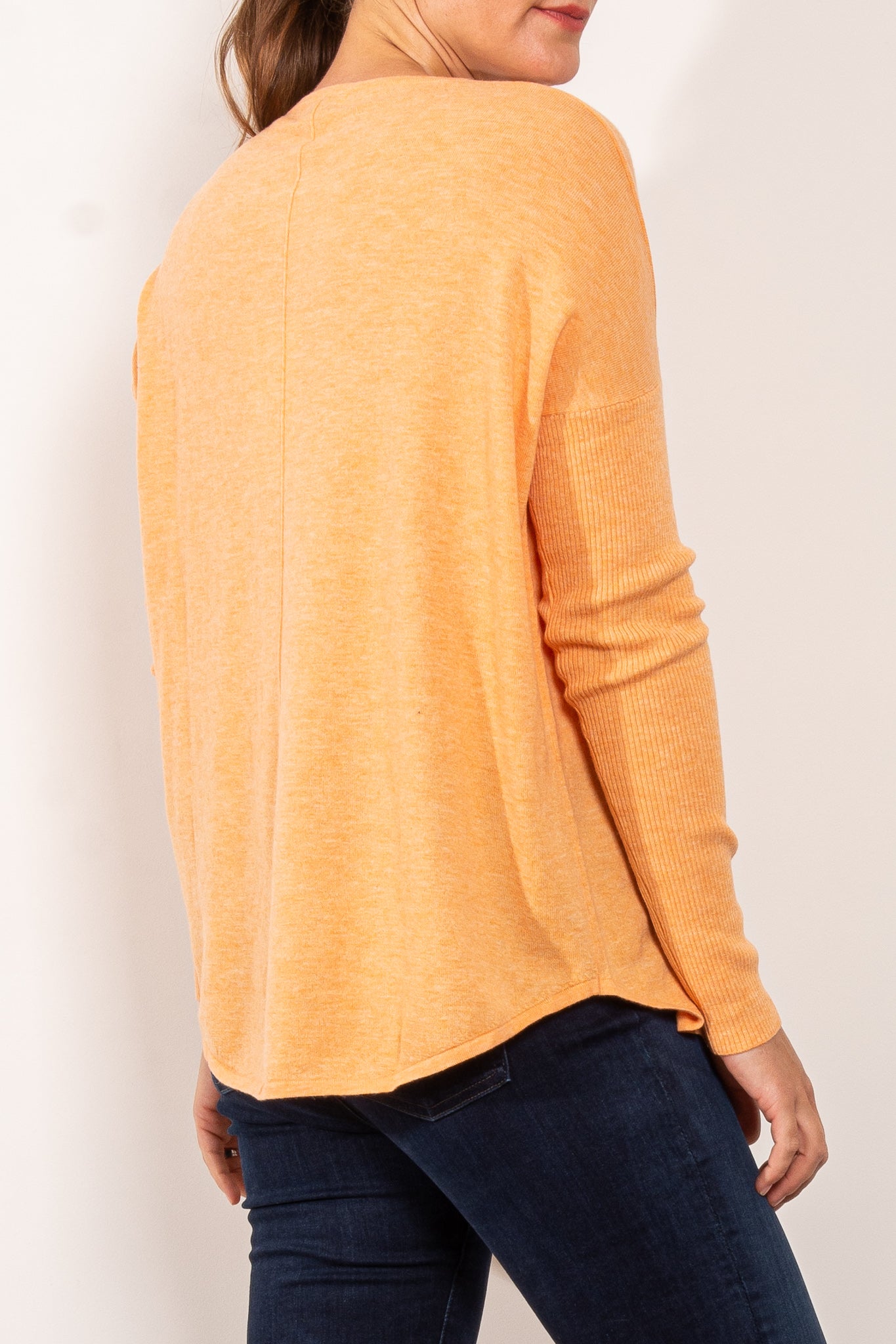 Bridge & Lord Curved Hem Crew Neck Sweater for Women - Soft Knit Pullover for Casual Wear & Office Outfits