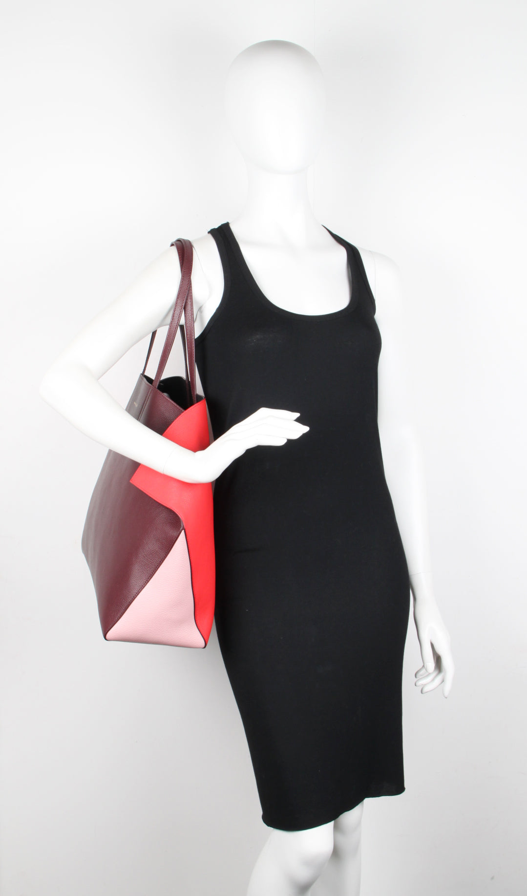 Butterfly De Manta Tote Bag - Bi-Color Red/Lust - Stylish Women's Shoulder Bag for Work, Travel & Beach