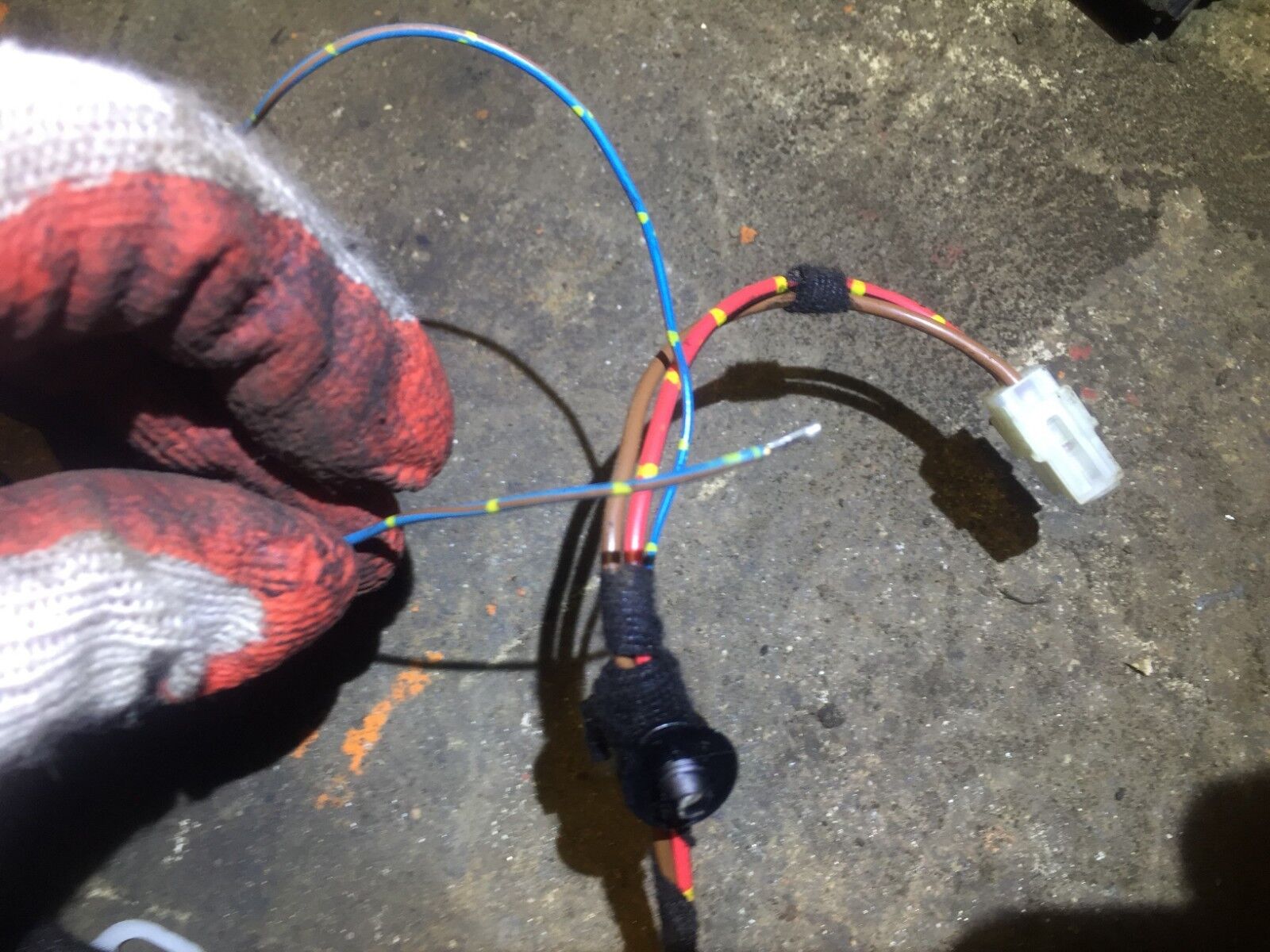 04 05 06 BMW X3 E83 3.0L OEM Interior Dash & Main Fuse Box Wiring Harness - Perfect for Electrical Repairs & DIY Car Upgrades
