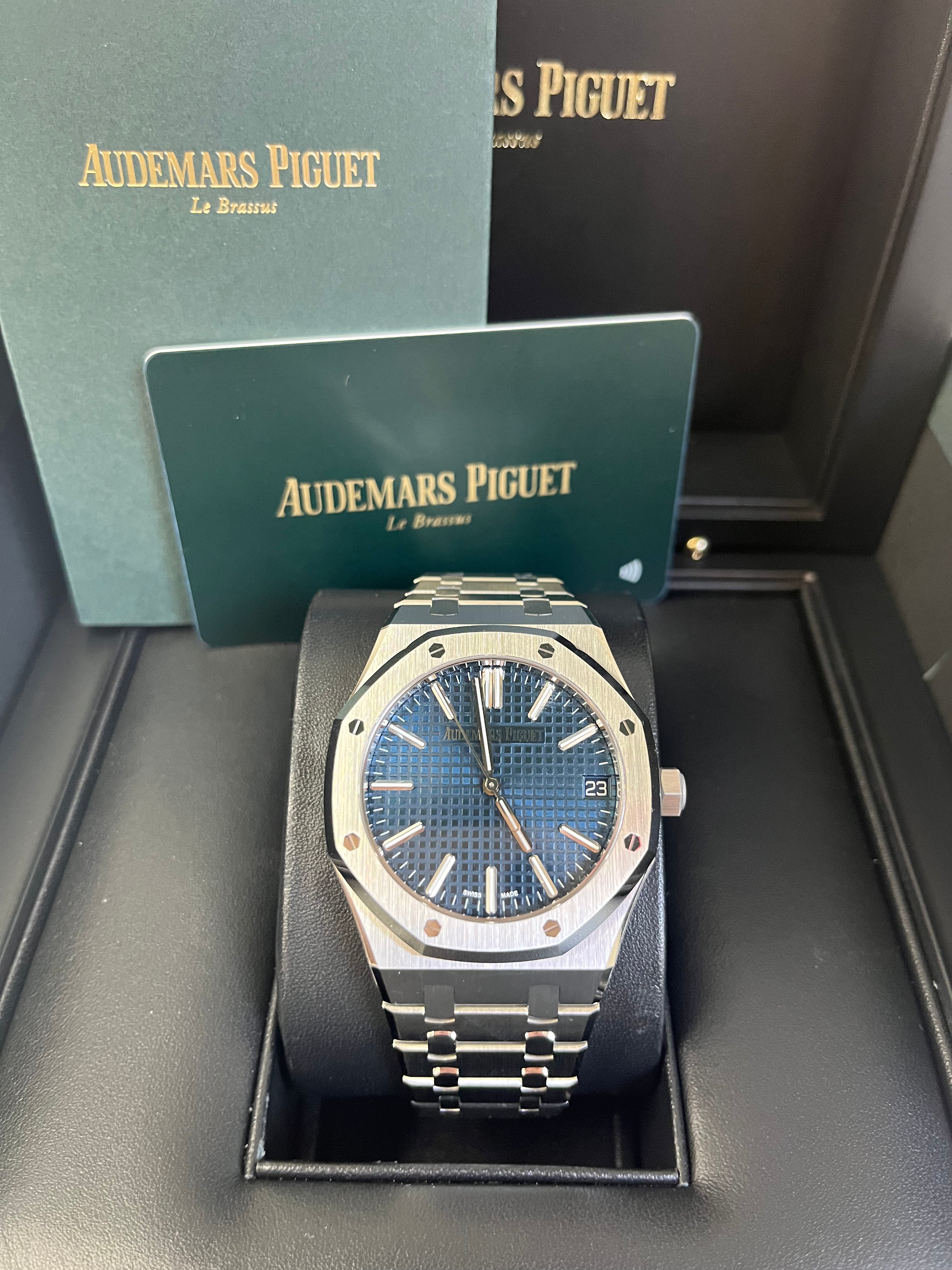Audemars Piguet Royal Oak 41mm Selfwinding Watch - 50th Anniversary Edition with Blue Dial & Stainless Steel Bracelet (Model 15510ST.OO.1320ST.01) | Luxury Timepiece for Men, Perfect for Business Meetings & Special Occasions