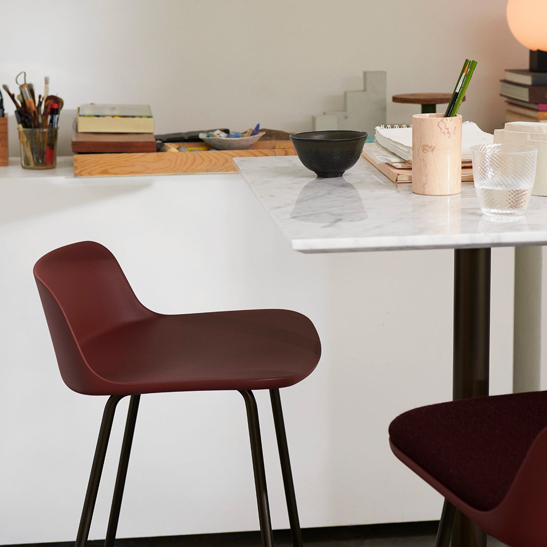 SK21 Bar Table with Center Base - Modern & Sturdy Counter Height Table for Kitchen, Dining Room, or Home Bar Setup