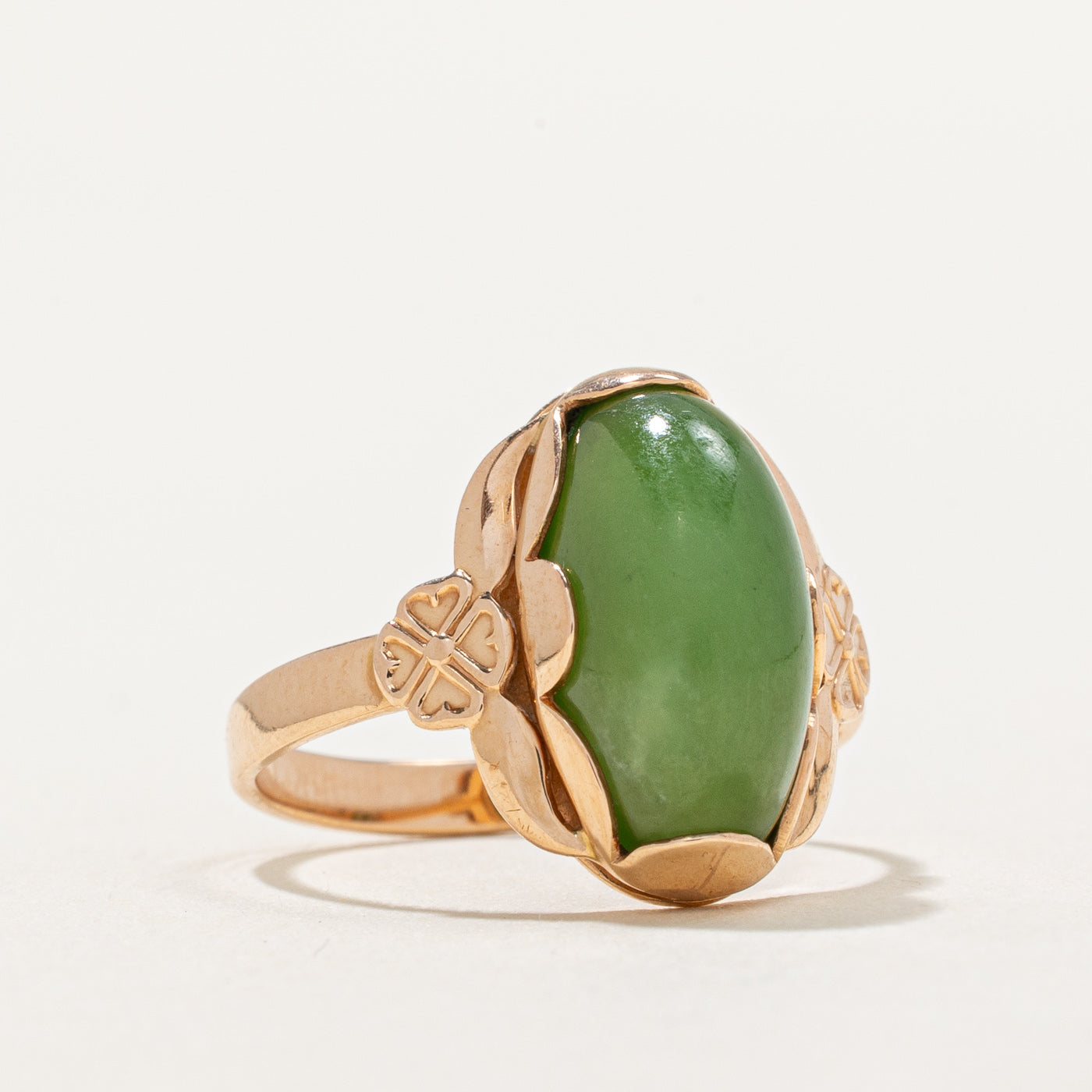 Natural Nephrite Jade Ring for Women - 2.50 Carat Genuine Jade Stone - Size 6.25 - Elegant Green Gemstone Jewelry for Everyday Wear, Gift Giving & Special Occasions