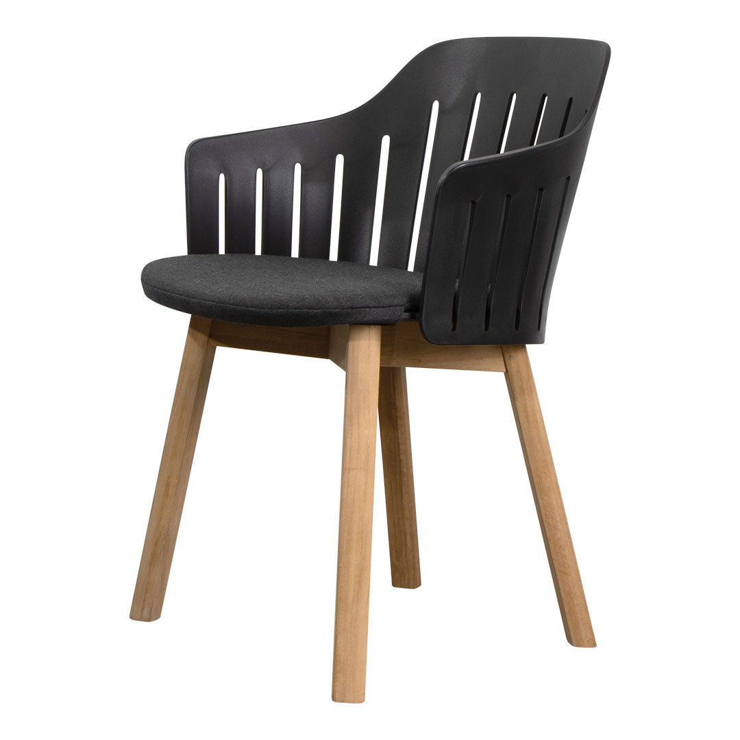 Premium Outdoor Chair with Comfortable Seat Cushion & Durable Wood Base - Perfect for Patio, Garden, Poolside & Backyard Relaxation