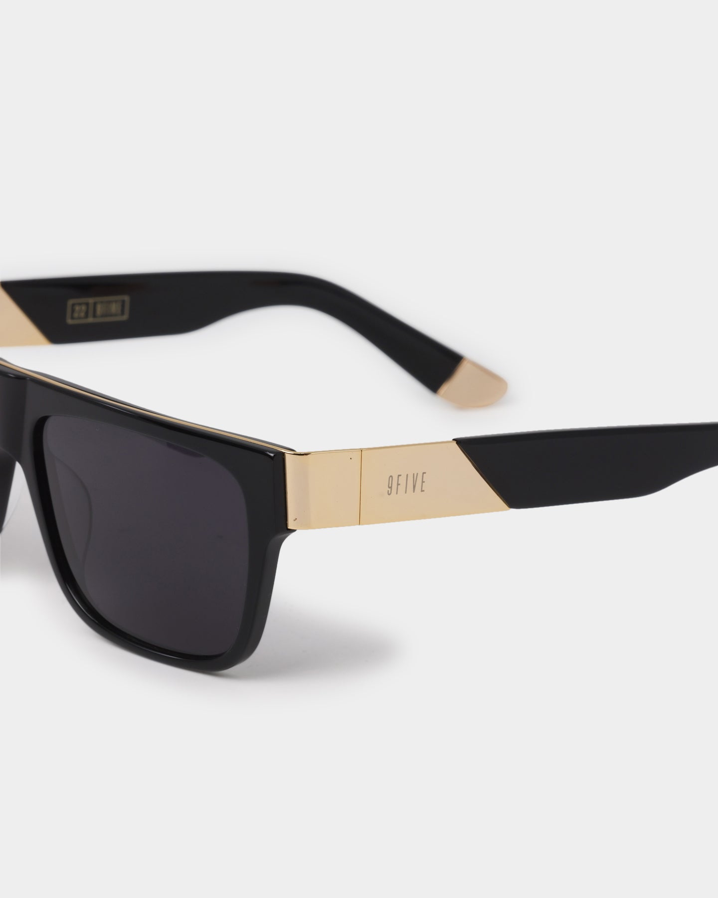 22 Black/Gold Polarized Sunglasses for Men & Women - UV Protection, Fashionable & Lightweight - Perfect for Driving, Beach & Outdoor Activities
