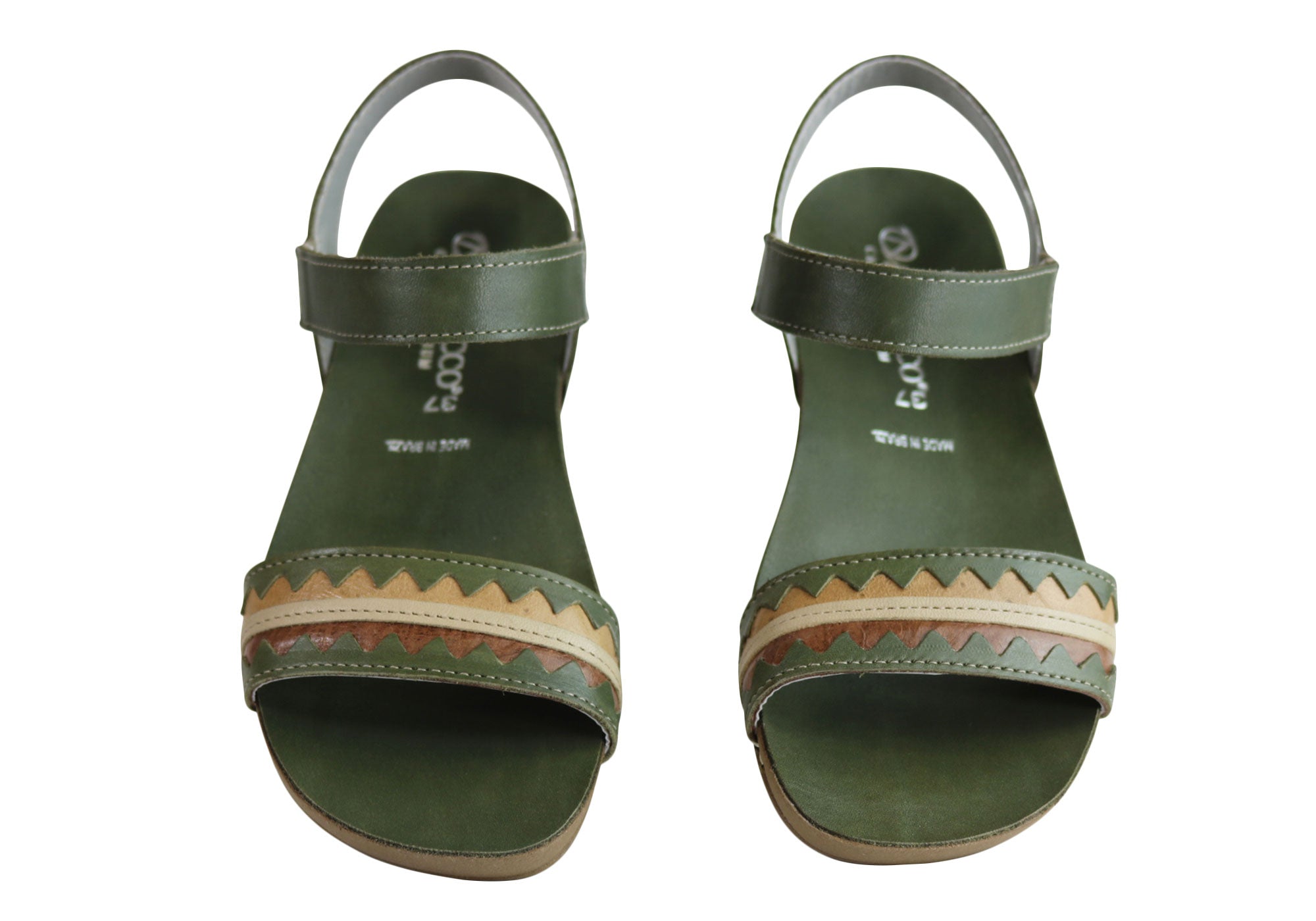 Andacco Women's Comfortable Leather Flat Sandals - Handmade in Brazil - Perfect for Summer, Beach & Casual Outfits