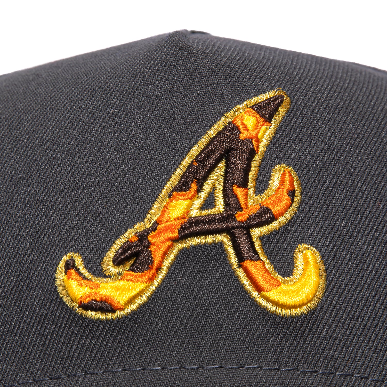 New Era 9Forty A-Frame Tortoise Shell Atlanta Braves 30th Anniversary Patch Snapback Hat - Black | Official MLB Licensed Baseball Cap for Men & Women | Perfect for Games, Collecting & Streetwear Fashion