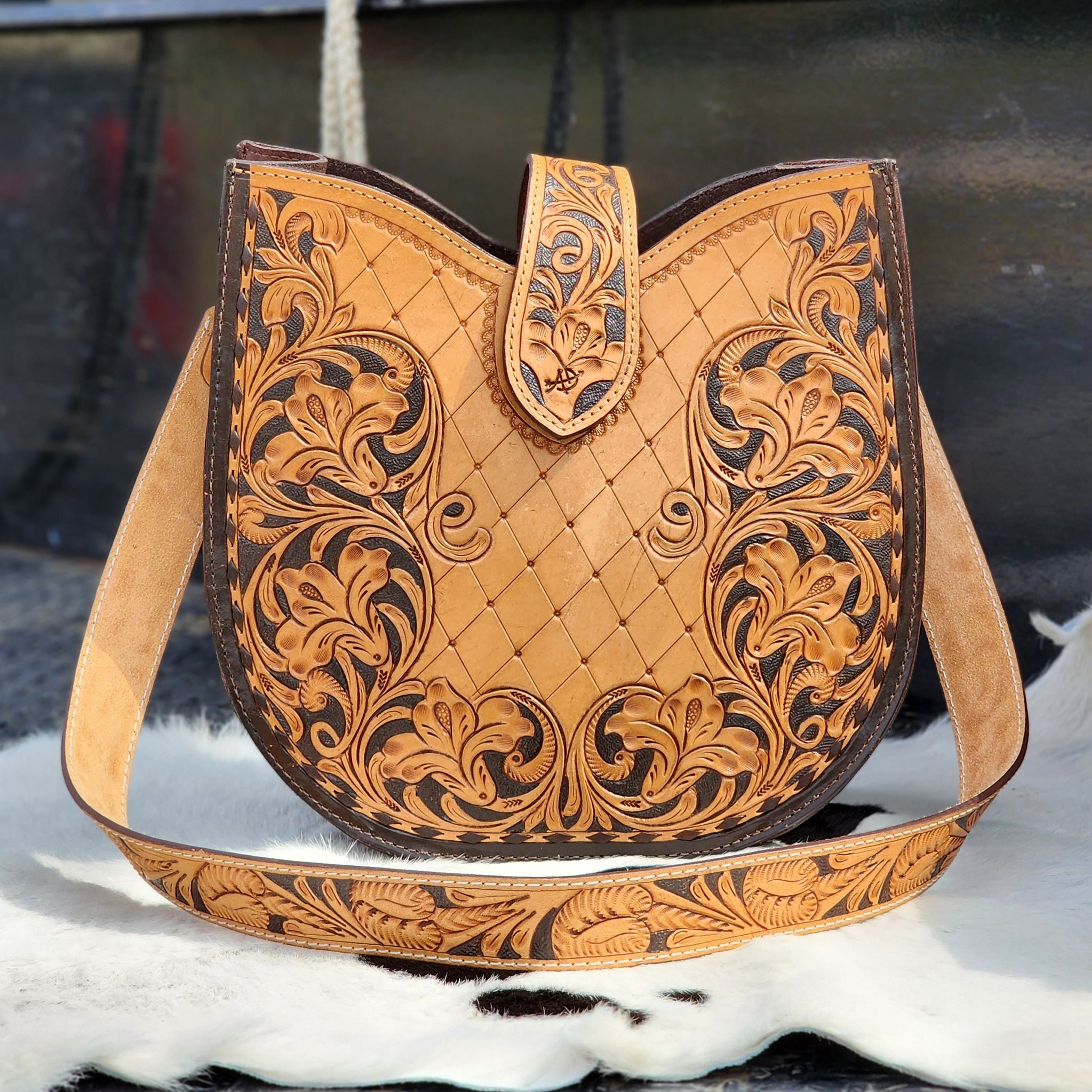 American Darling Genuine Tooled Leather Purse for Women - Vintage Western Handbag for Everyday Use, Date Night & Special Occasions