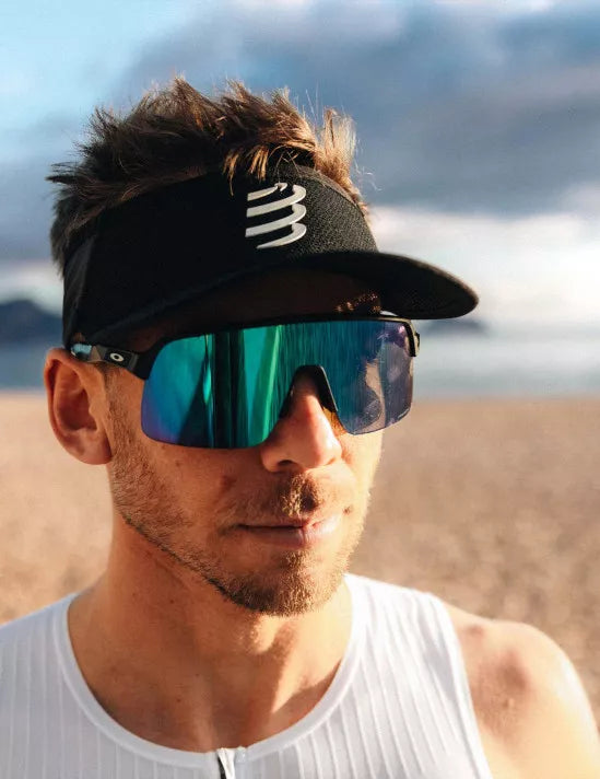 Compressport Unisex Ultralight Running Visor - Black/White - Breathable Sun Protection for Men & Women - Perfect for Marathon, Hiking & Outdoor Sports