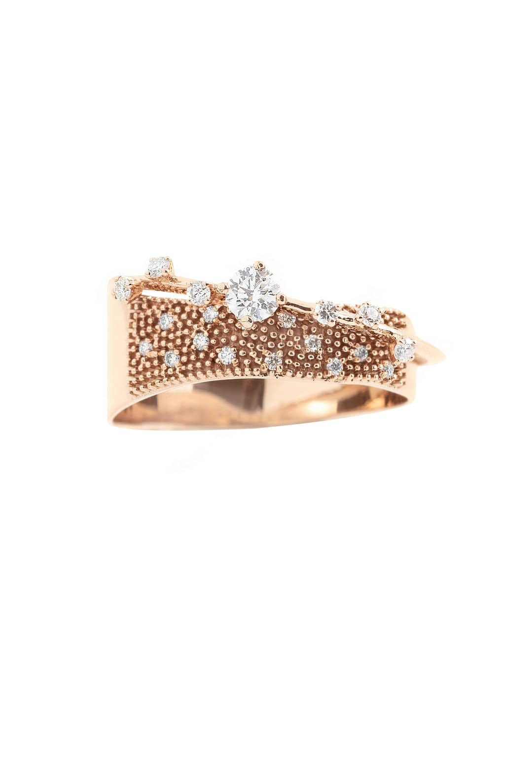 Big Très or Irregular Band Diamonds Gold Ring – Elegant Statement Jewelry for Weddings, Parties & Special Occasions