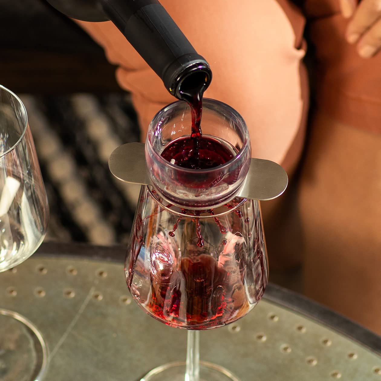 Premium Rabbit Wine Aerator with Sediment Strainer & Stand | Hands-Free Wine Decanter for Red Wine Lovers | 3.35 x 3.35 x 5.6 Inches | Perfect for Dinner Parties, Wine Tasting & Gifts