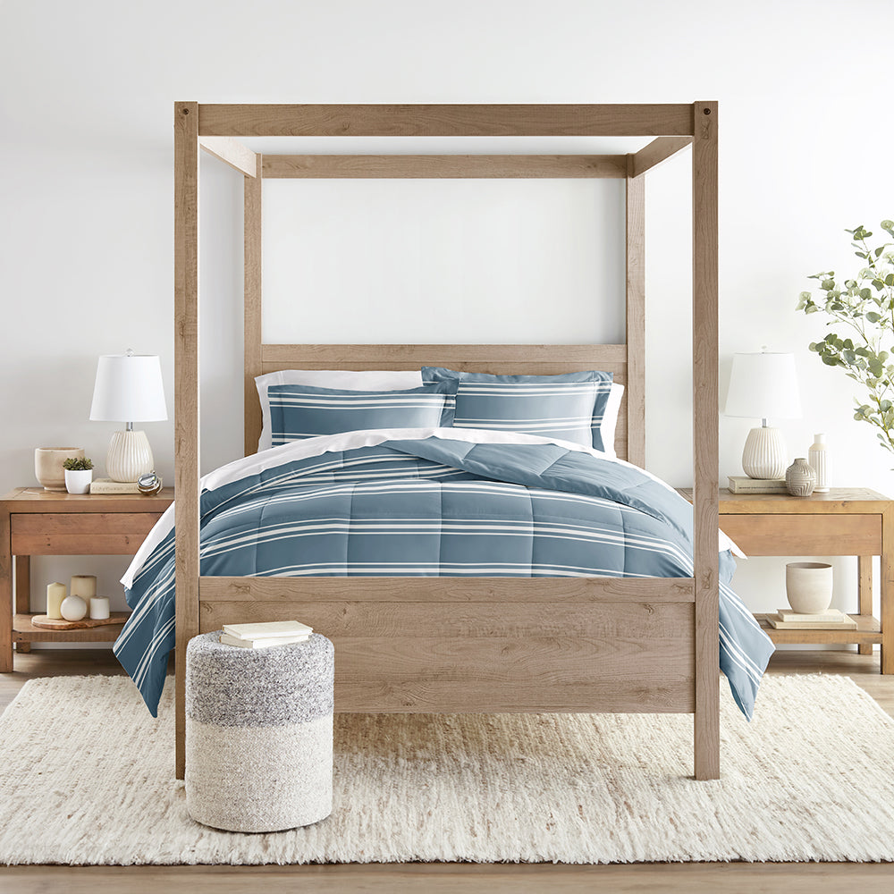 Reversible Down Alternative Comforter Set - Soft Stripe Design | All-Season Lightweight Bedding | Queen/King Size | Hypoallergenic & Machine Washable | Perfect for Guest Rooms, Dorms & Cozy Bedrooms