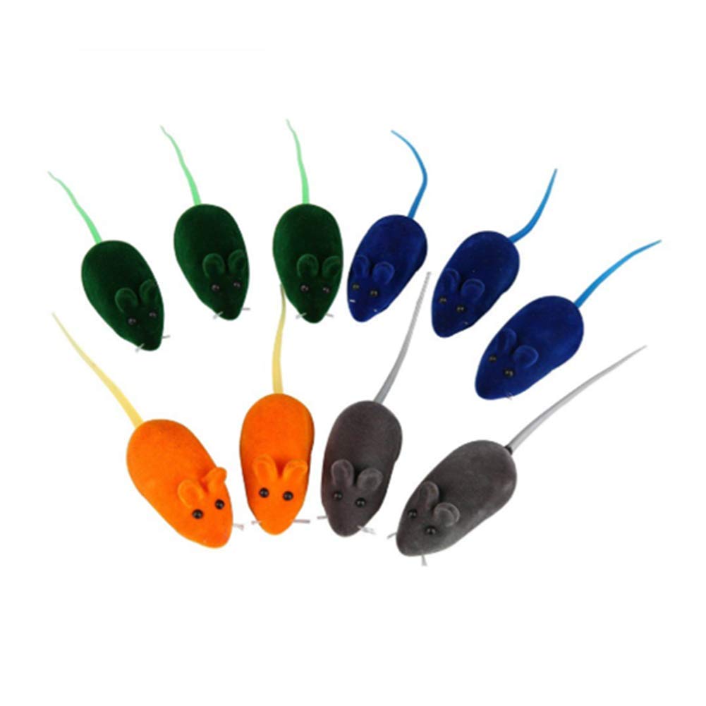 Interactive Squeaky Cat Toy - Soft Rubber Mouse for Kittens - Fun Playtime Teaser with Random Colors - Perfect for Indoor Play, Training & Bonding with Your Feline Friend