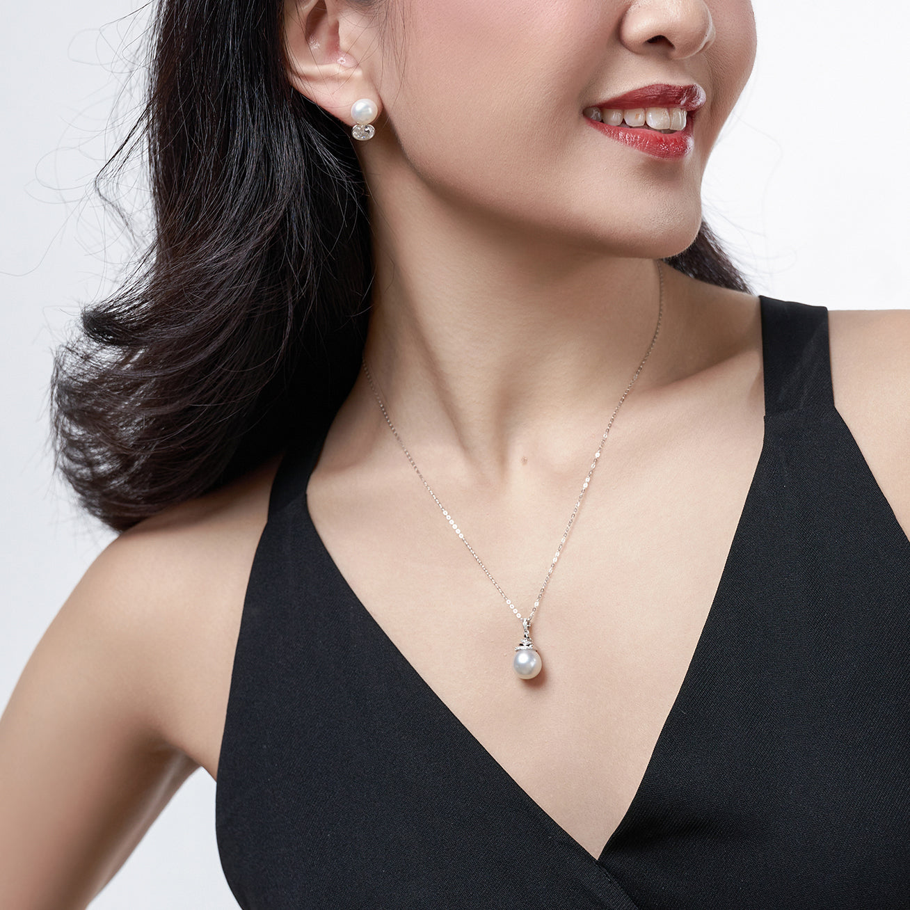 18K Solid Gold Diamond Australian White Saltwater Pearl Necklace KN00200 - Elegant Bridal Jewelry, Wedding Gift, Anniversary Present for Women
