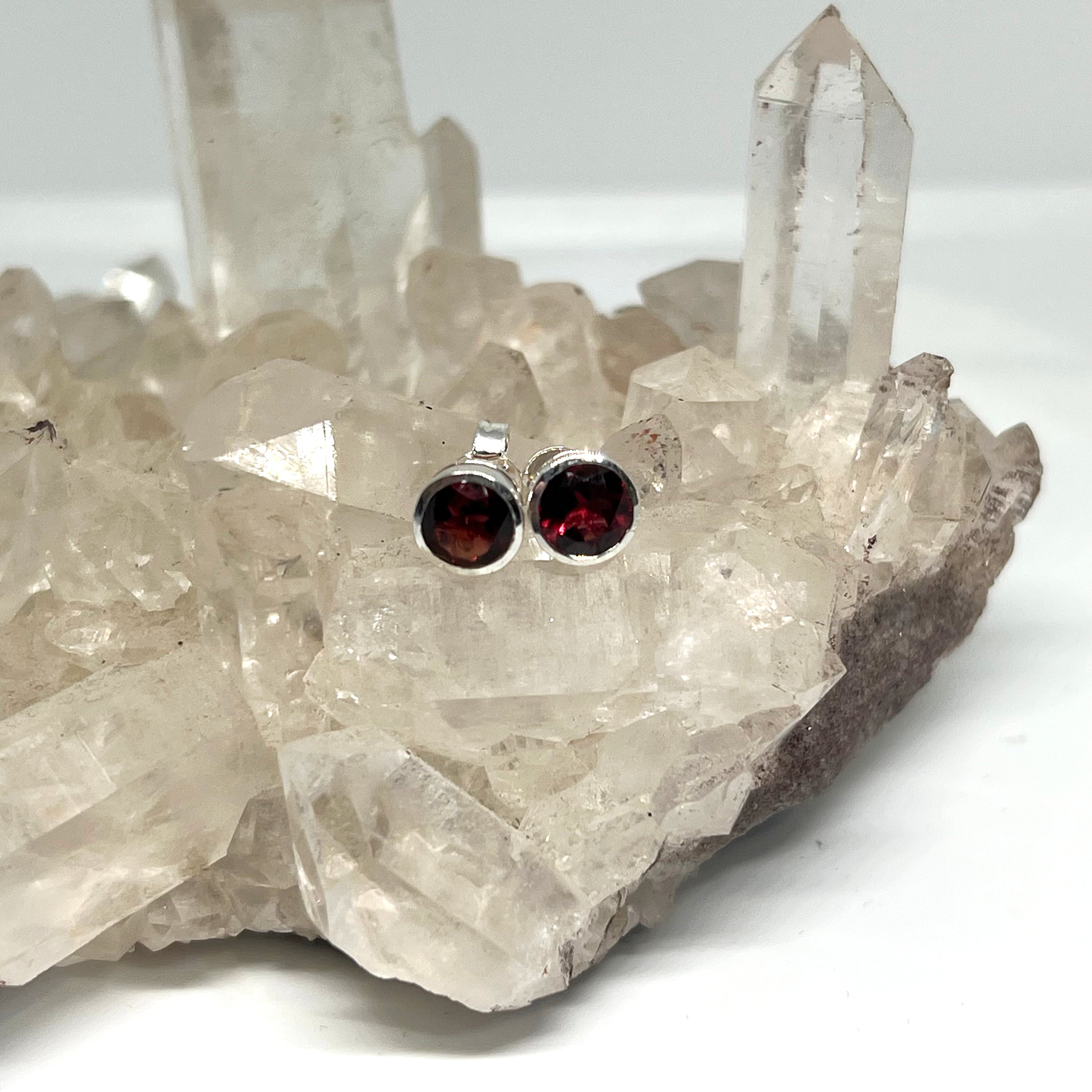 Round Faceted Gemstone Bezel Set Stud Earrings PSE003 - Elegant Jewelry for Women, Perfect for Parties, Weddings & Everyday Wear