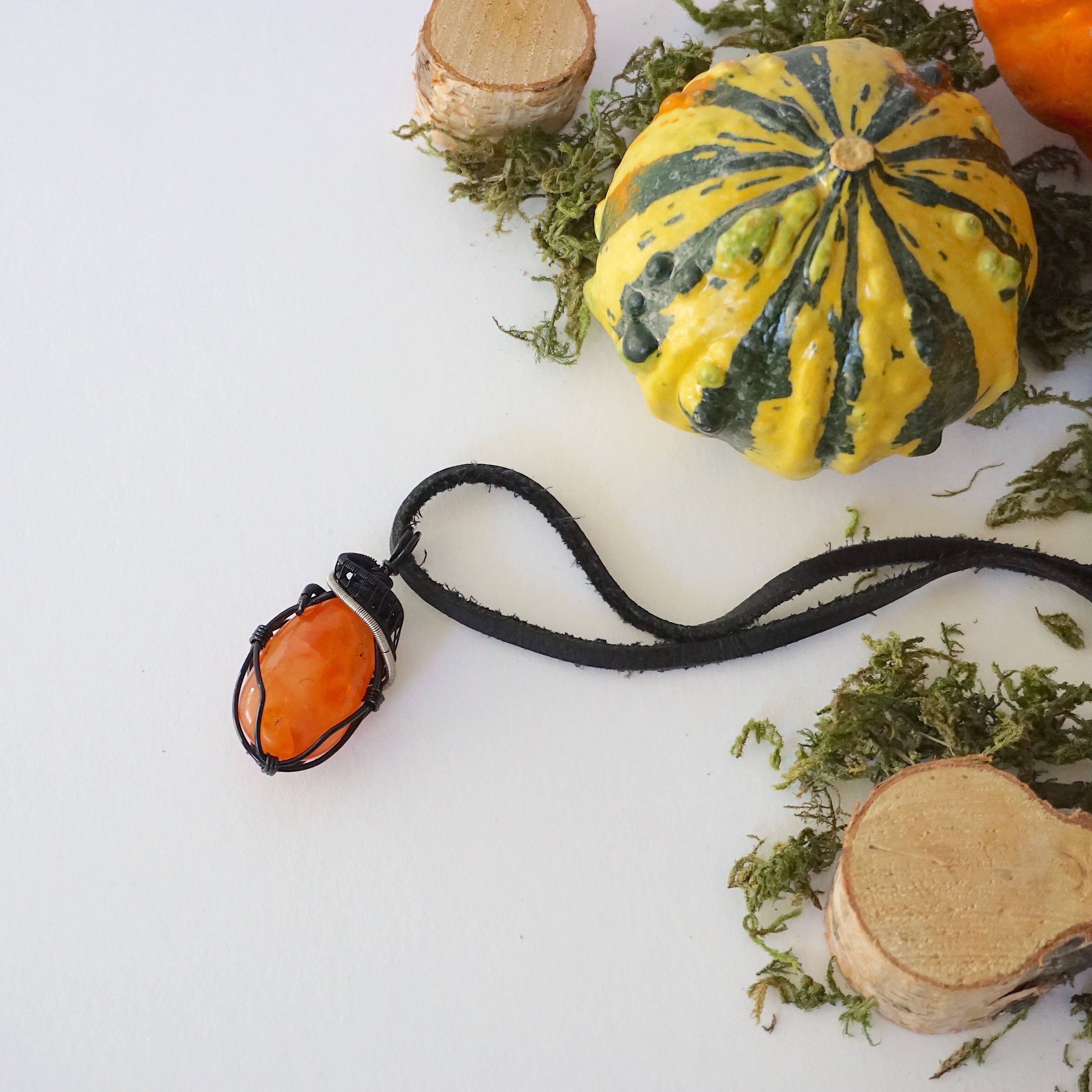 Natural Raw Carnelian Necklace with Mixed Wire Pendant - Healing Crystal Jewelry for Women, Boho Chic Accessory for Meditation, Yoga & Spiritual Energy
