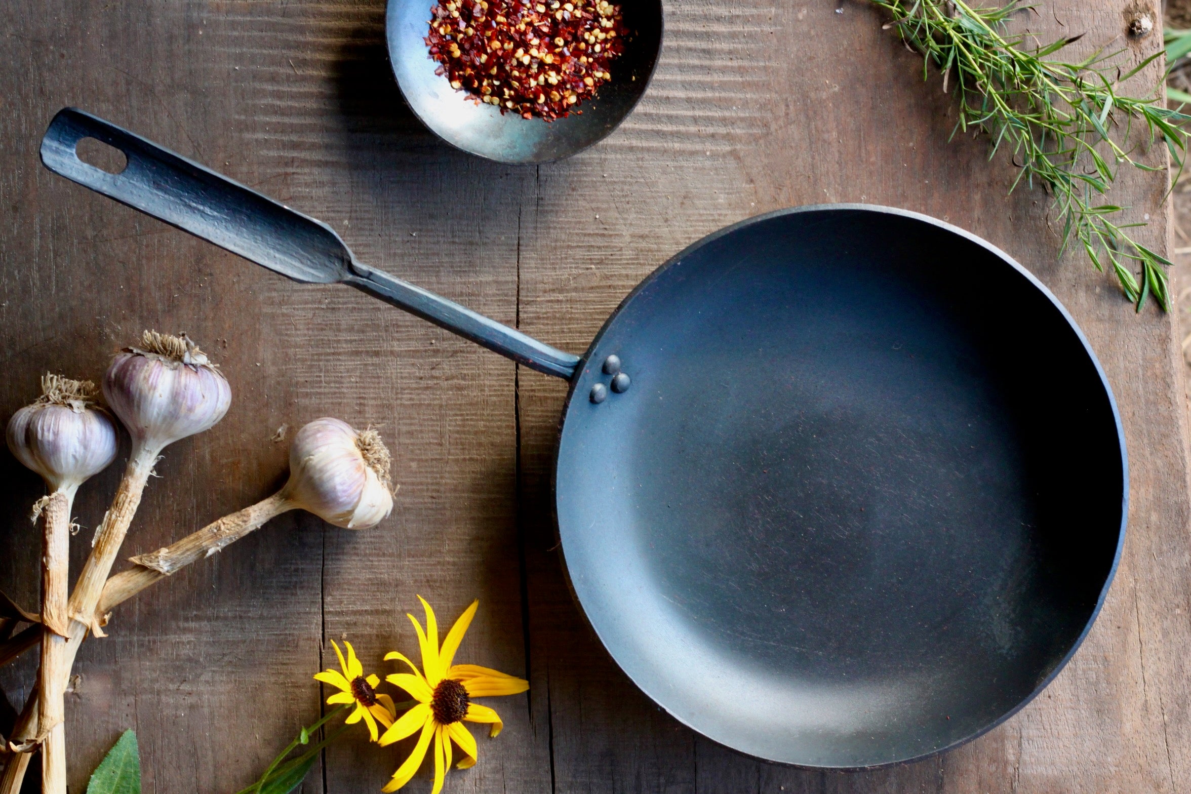9A High-Quality Non-Stick Frying Pan - Durable Kitchen Cookware for Sauteing, Frying & Baking - Perfect for Home Chefs & Professional Kitchens