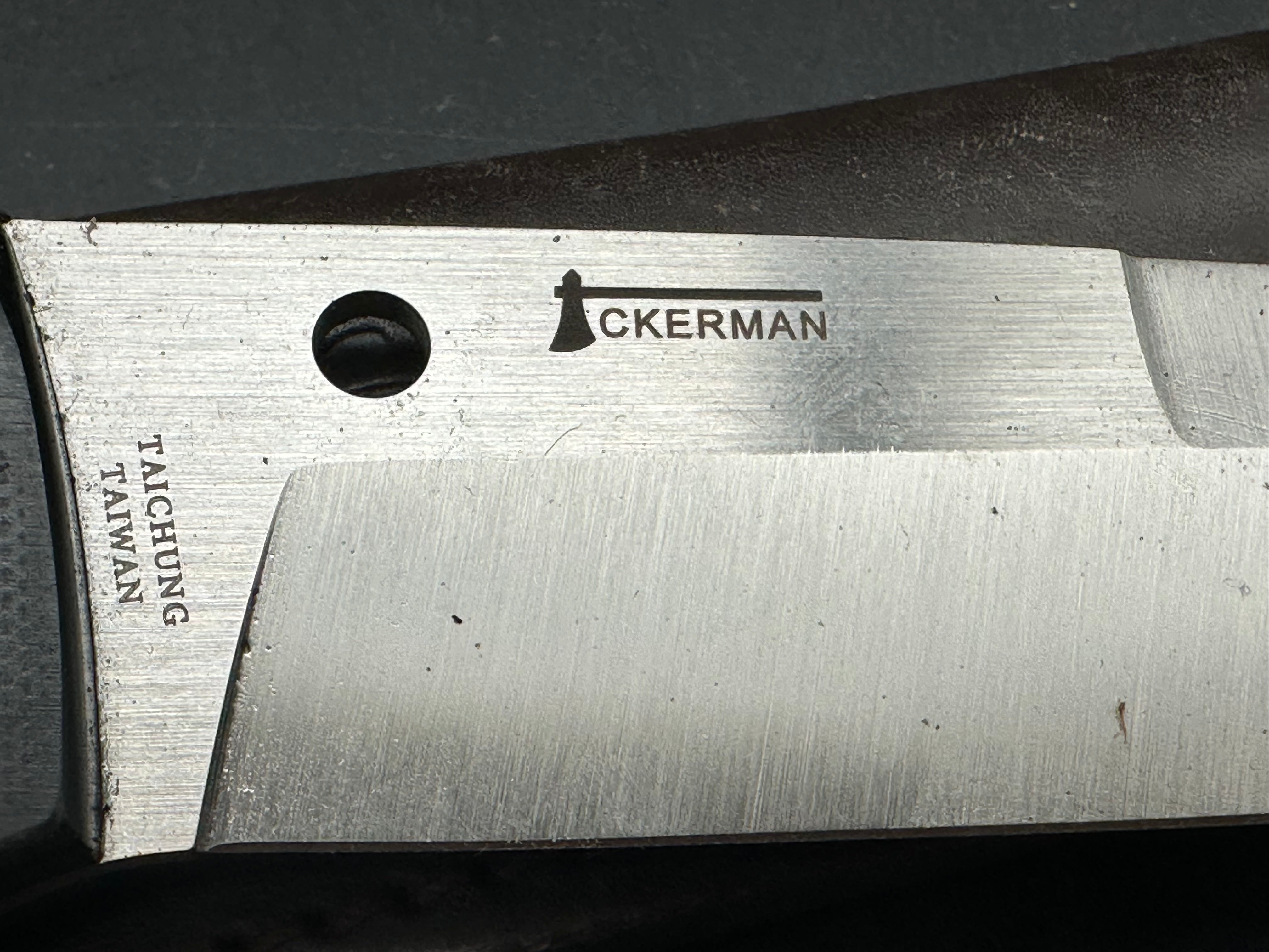 Spyderco Sustain Fixed Blade Knife - 20CV Steel Blade - Hunting, Camping & Outdoor Survival Gear