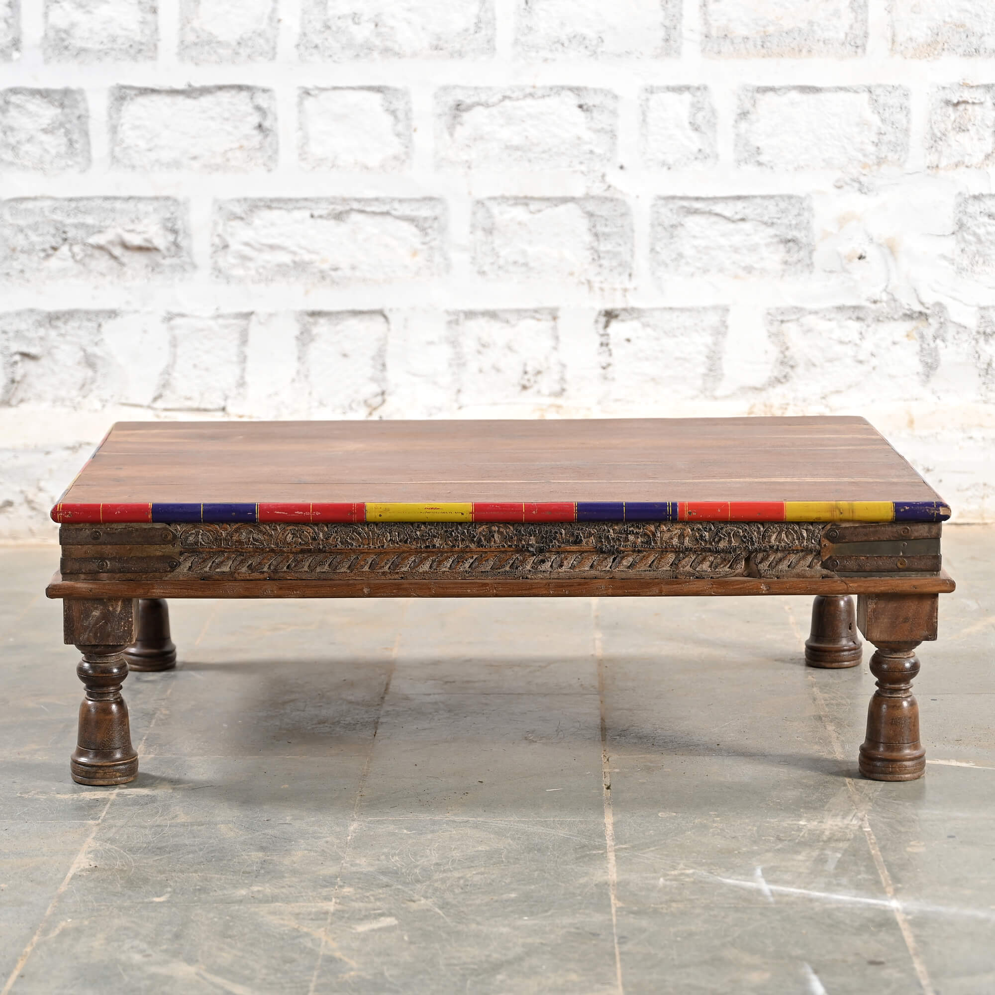Hand Carved Rustic Reclaimed Wood Coffee Table - Solid Wood Farmhouse Living Room Furniture for Home Decor & Cozy Gatherings