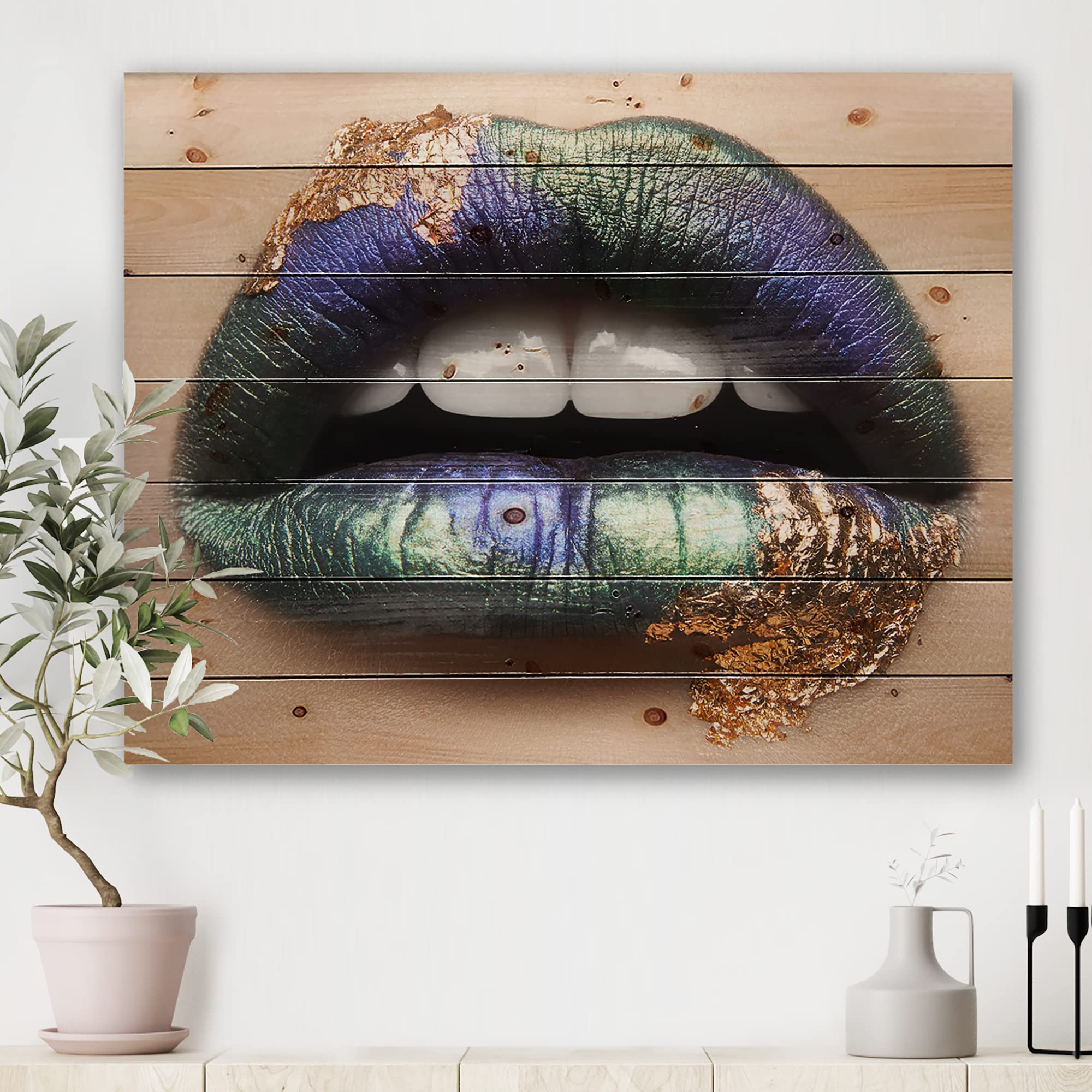 DesignQ Modern Green Lipstick & Teeth Wood Wall Art - Contemporary Female Lips Wall Decor, Large Pine Wood Panel Print - Perfect for Living Room, Bedroom & Office Decor