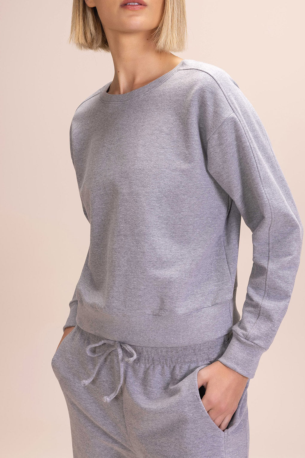 Comfortable Everyday Jog Sweatshirt for Women & Men - Soft Casual Pullover Hoodie for Running, Gym, Lounge & Streetwear