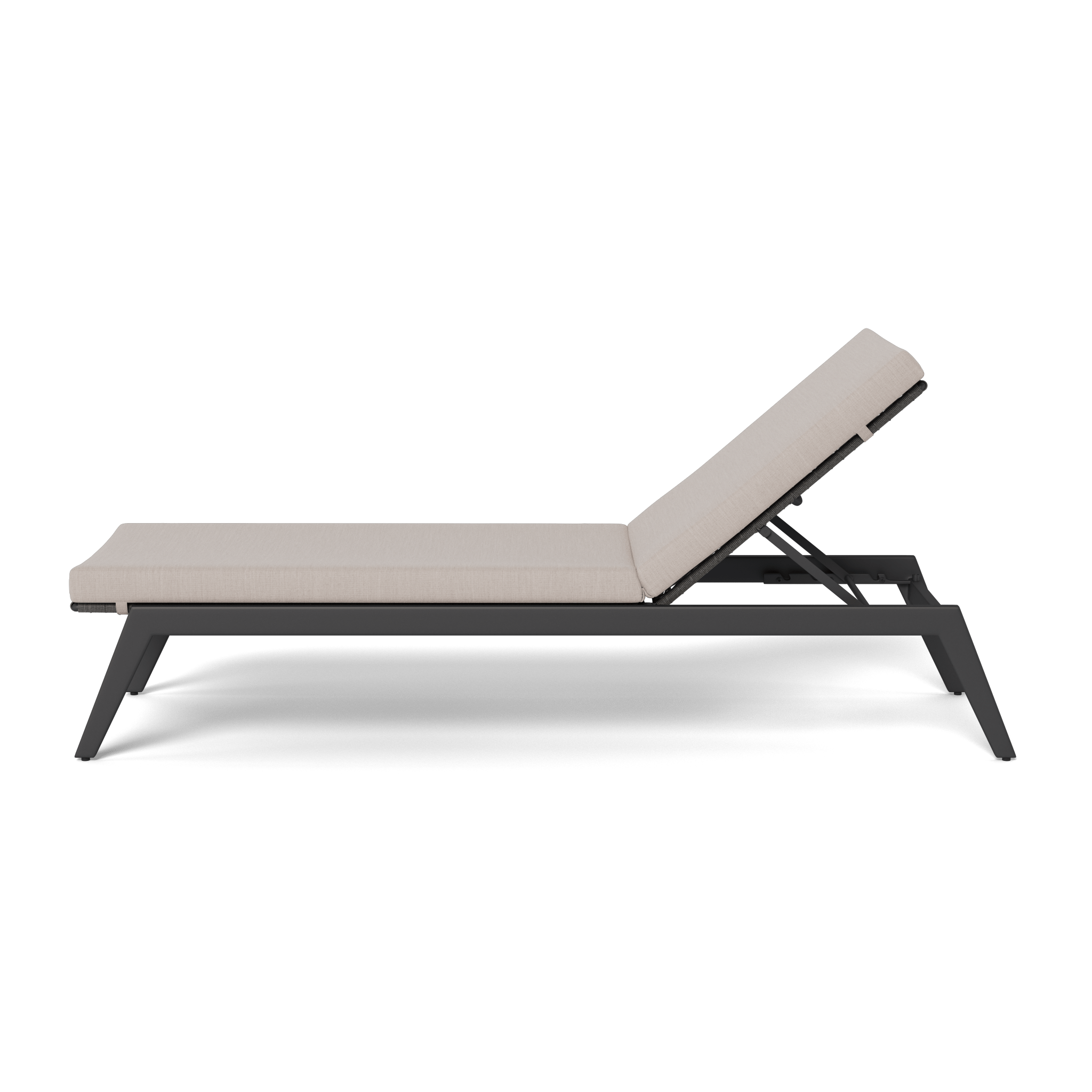 Loop Sun Lounge - Premium Outdoor Chaise Lounge Chair for Pool, Beach, and Patio - Comfortable & Durable Sunbathing Furniture for Relaxing in Your Backyard or Garden