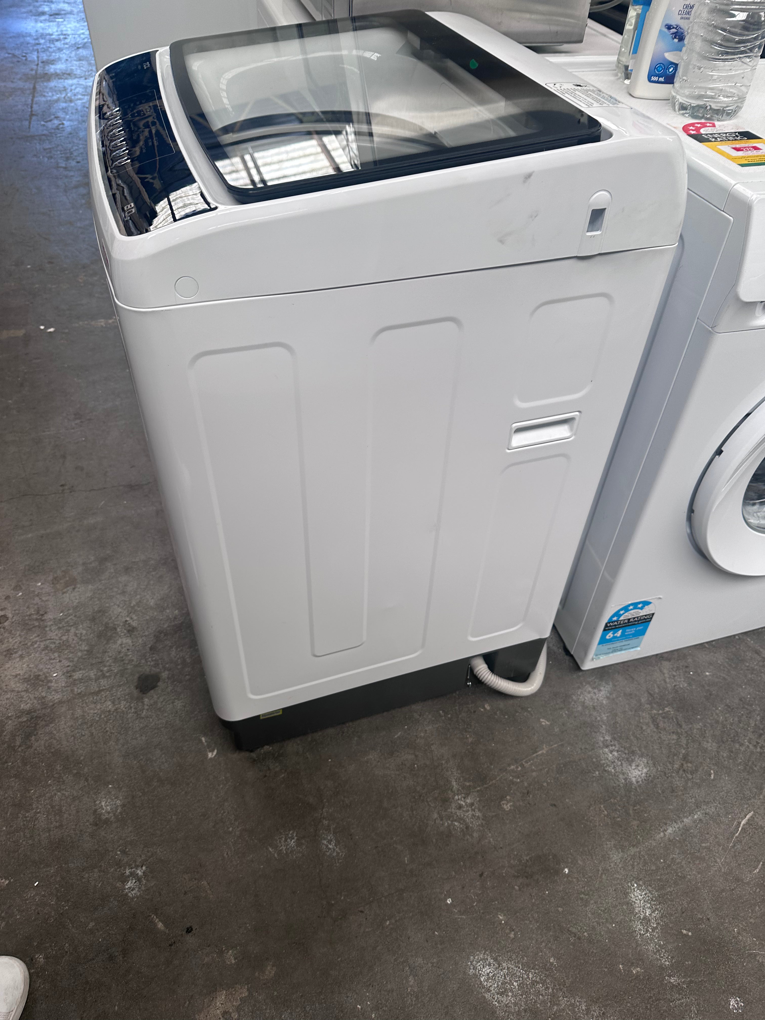 Refurbished TCL 8kg Top Load Washing Machine - Energy Efficient Laundry Solution for Small Apartments & Dorms