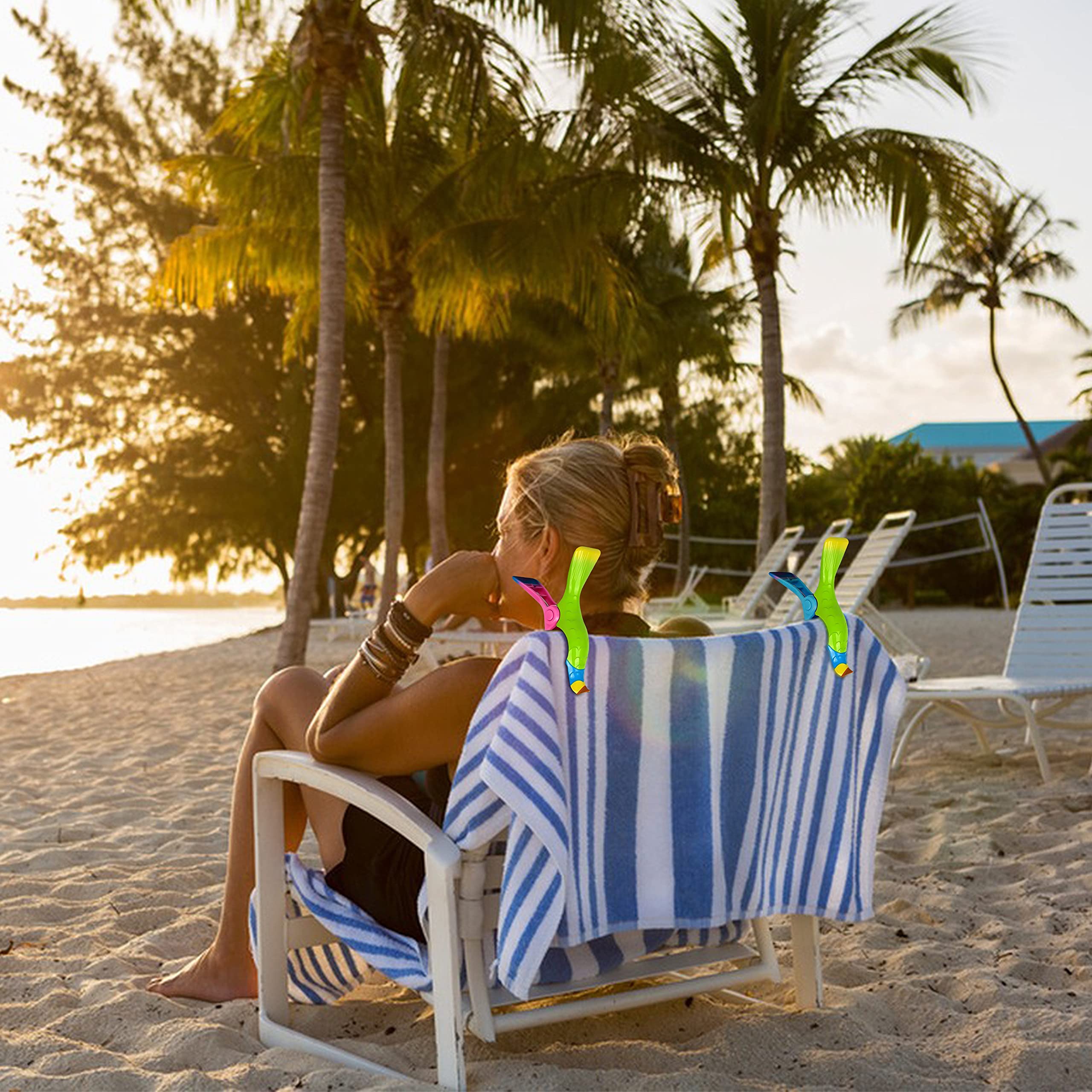 Kaluofan 4PCS Strong Parrot-Shaped Beach Towel Clips for Chairs - Vivid Blue & Pink - Perfect for Poolside, Beach, and Outdoor Relaxation