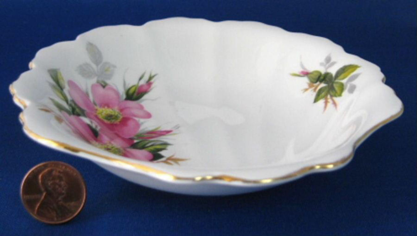 Royal Albert Prairie Rose Fan-Shaped Dish - English Bone China with Pink Roses - Perfect for Serving Jam, Candy, and Desserts at Tea Parties and Special Occasions